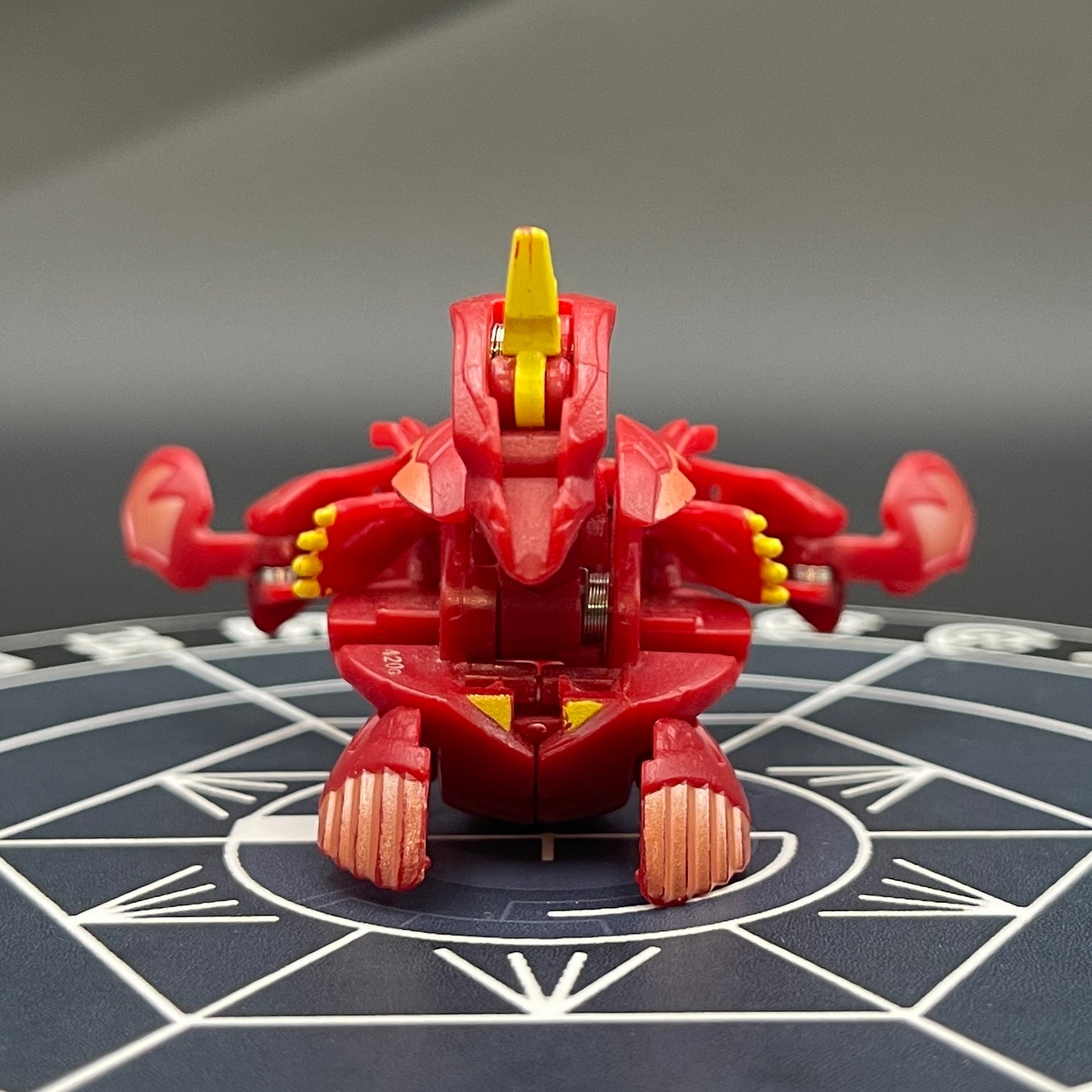 Pyrus Viper Helios B2 Bakugan New Vestroia