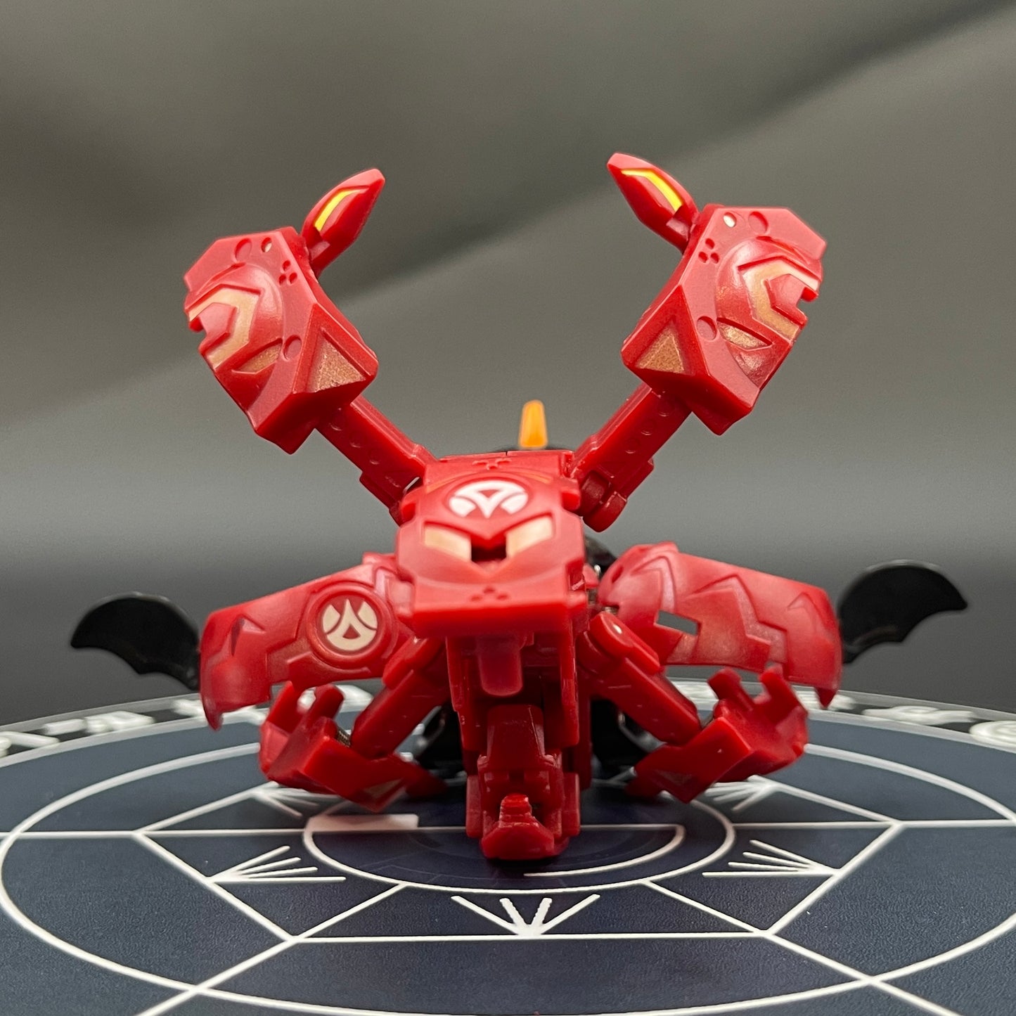 Pyrus Viper Helios B2 (Anime Colors Japan) & Pyrus Metalfencer Trap Bakugan New Vestroia