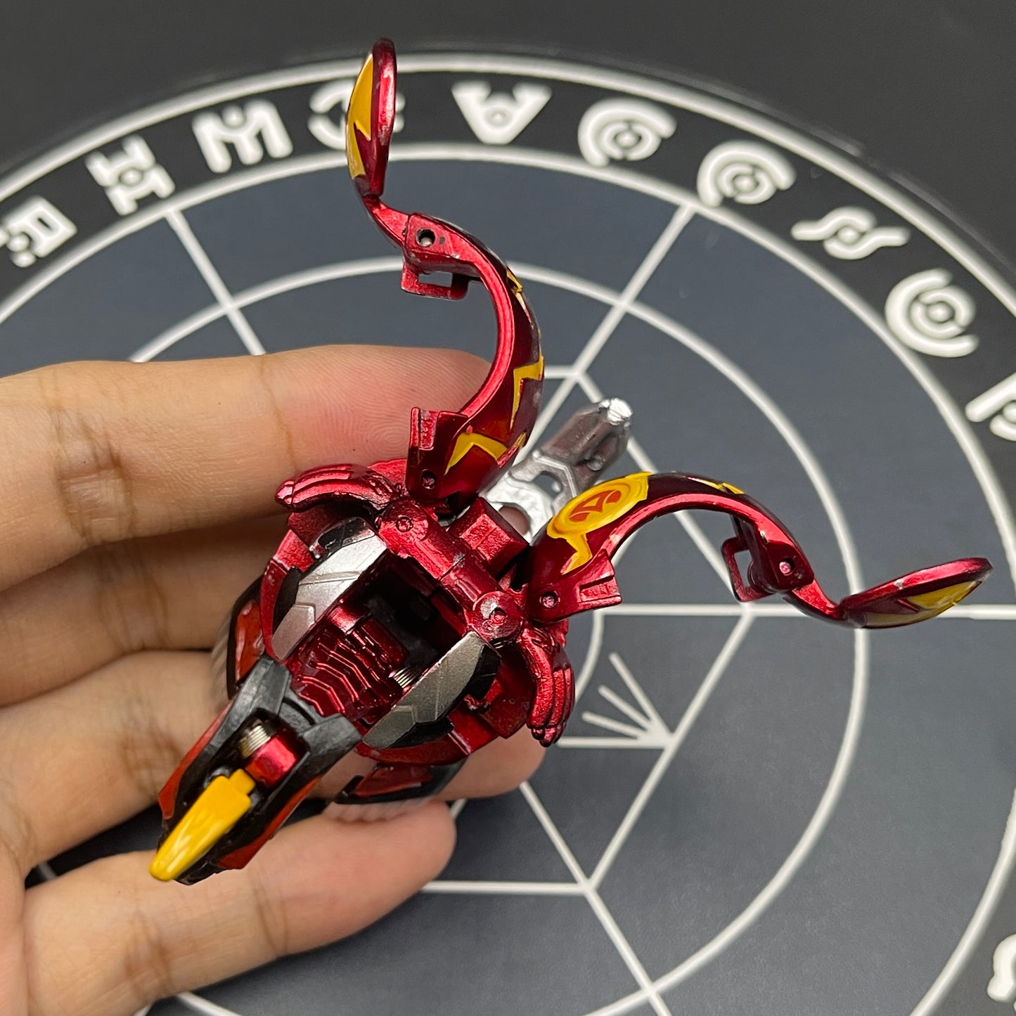 Viper Helios B2 Pyrus Custom Painted | Bakugan New Vestroia