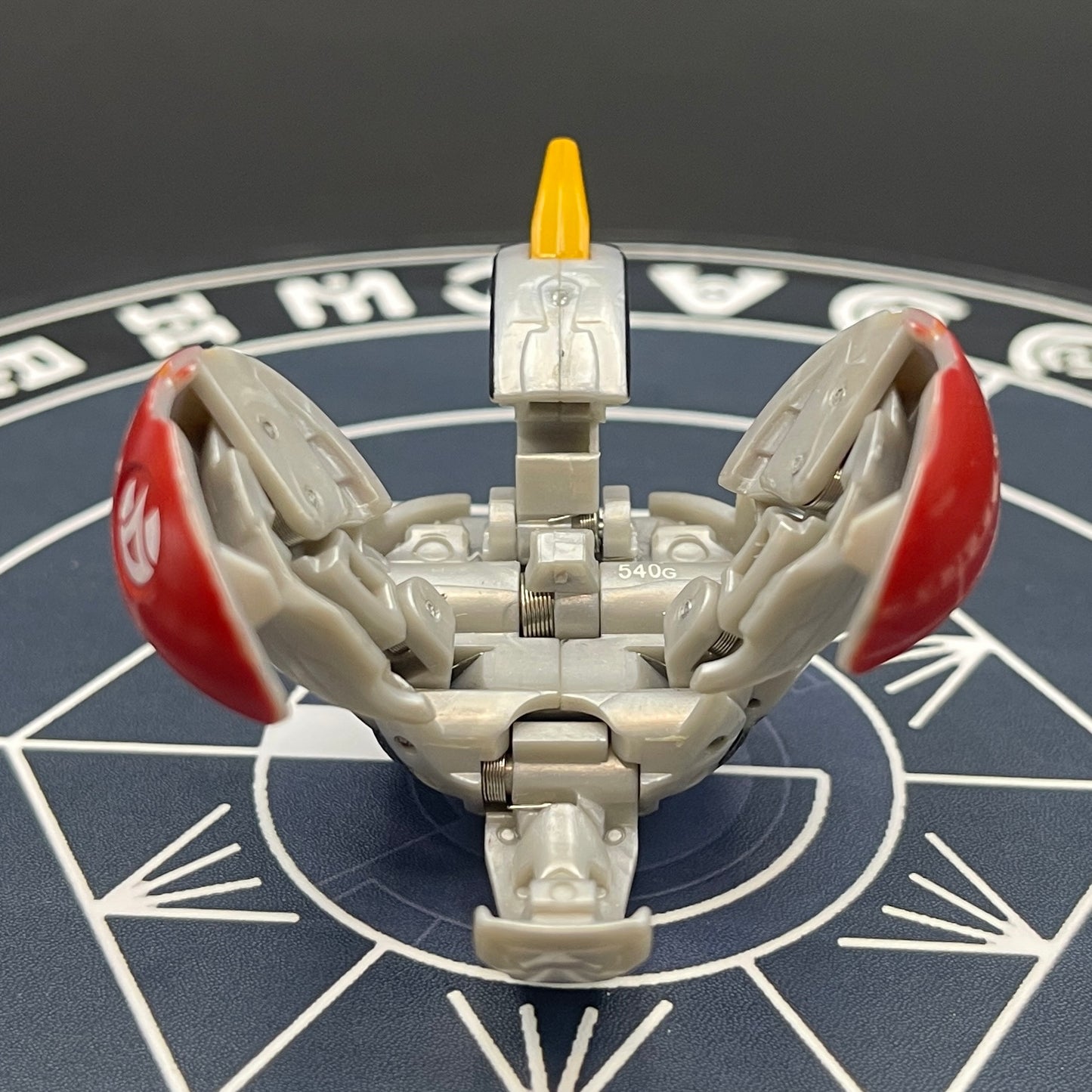 Pyrus Helios MK2 B2 Bakugan New Vestroia