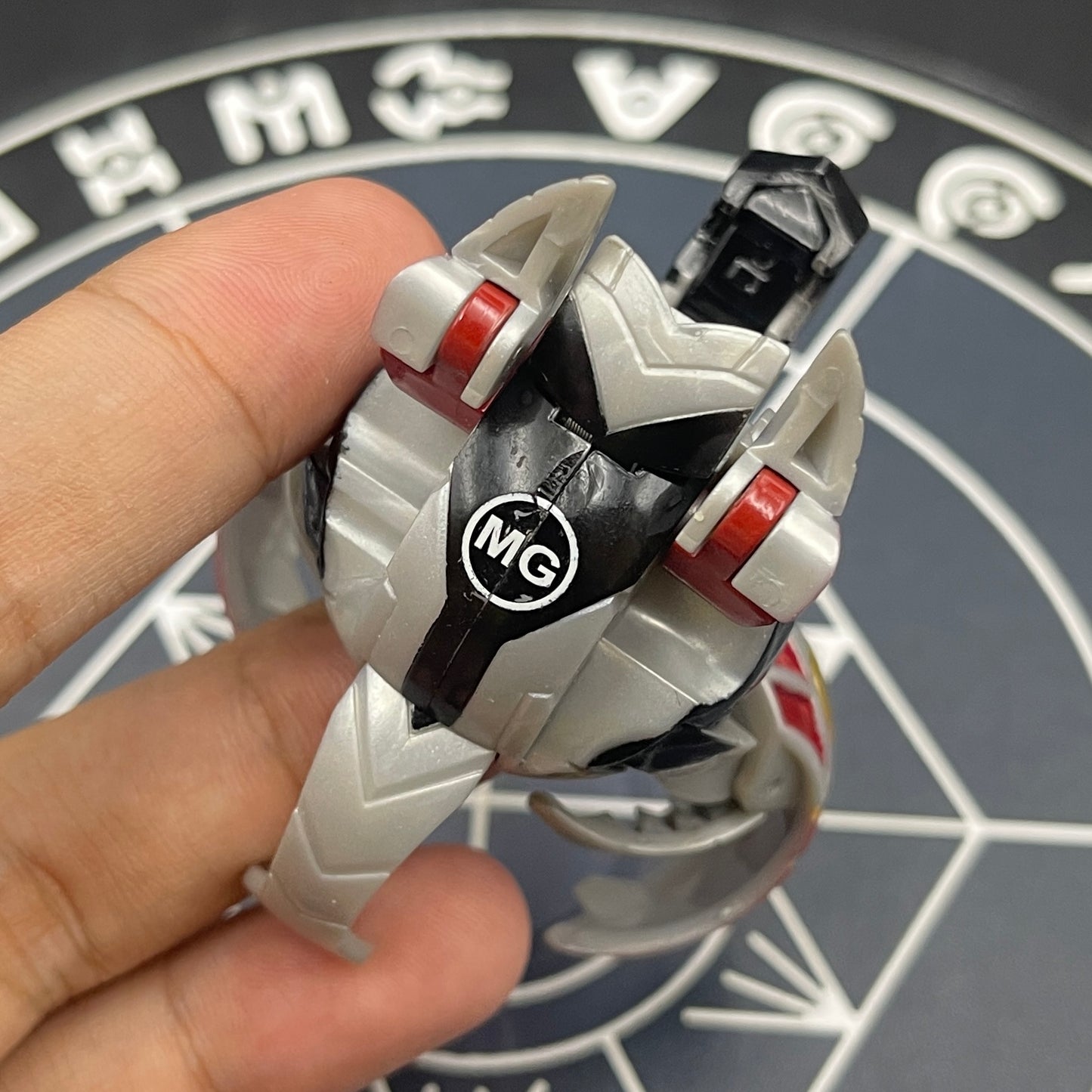 Pyrus Helios MK2 B2 Bakugan New Vestroia