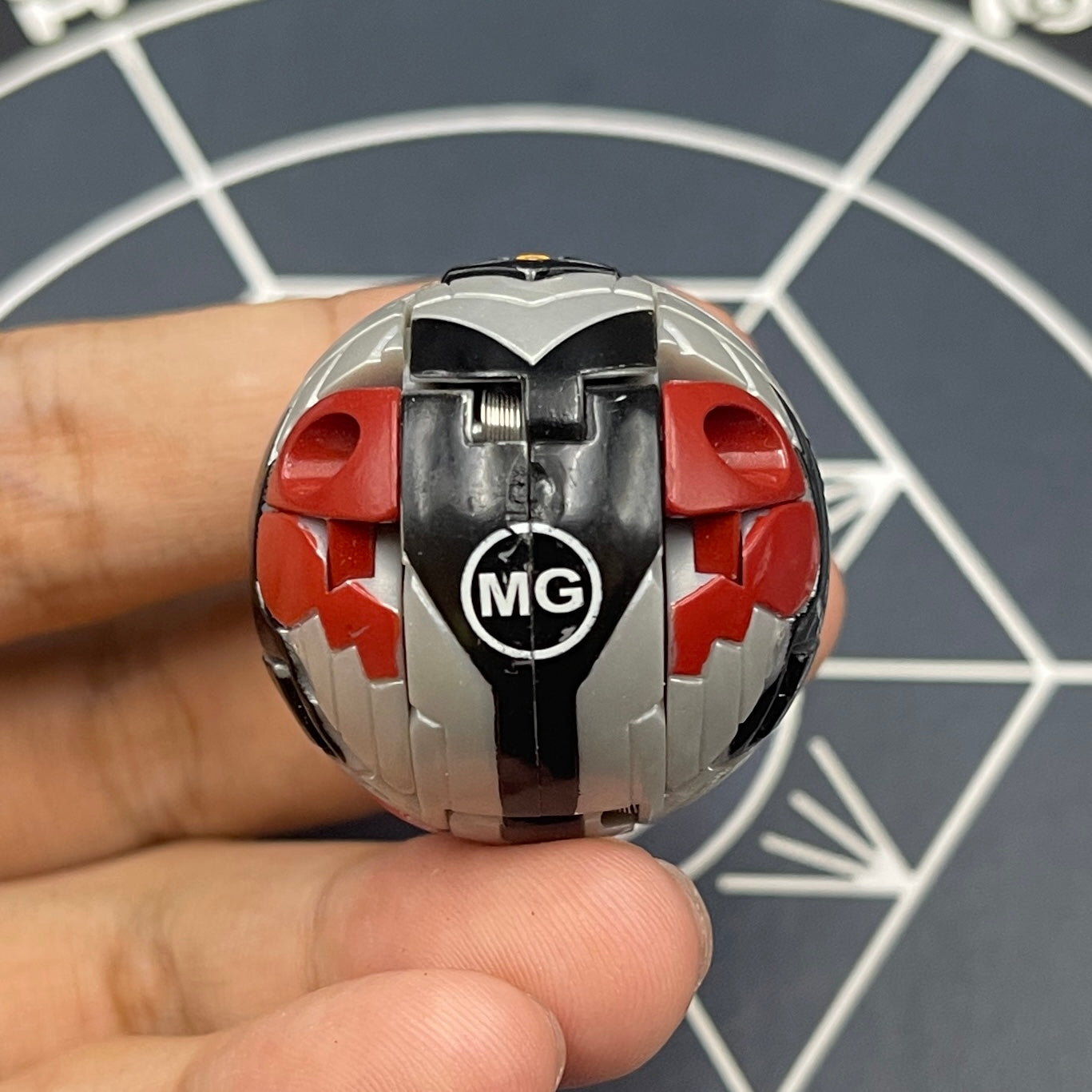 Pyrus Helios MK2 B2 Bakugan New Vestroia