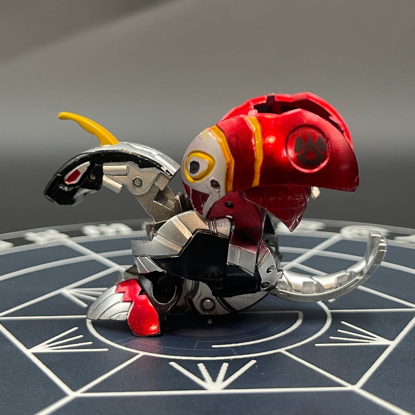 Helios MK2 B2 Pyrus Custom Painted | Bakugan New Vestroia