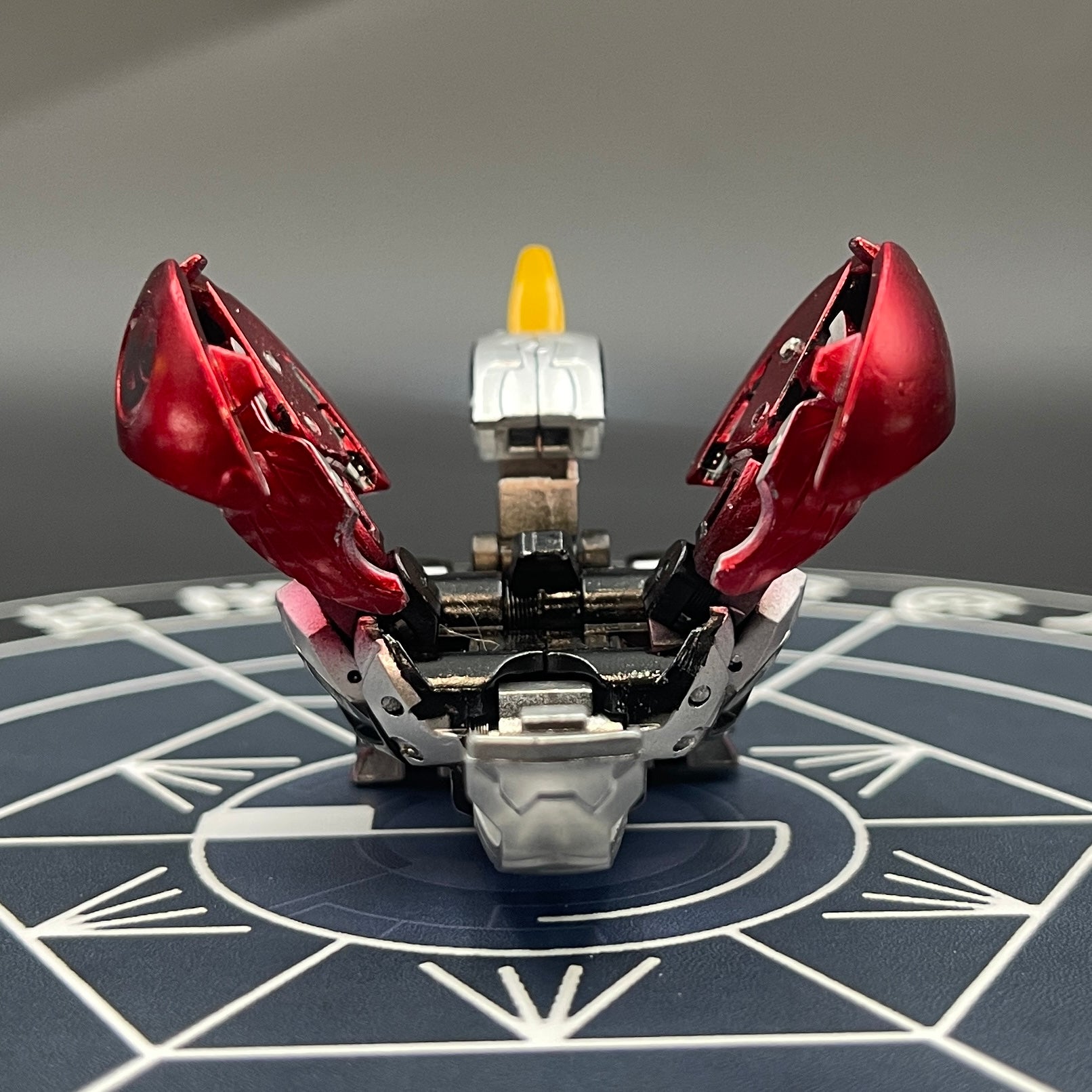 Helios MK2 B2 Pyrus Custom Painted | Bakugan New Vestroia