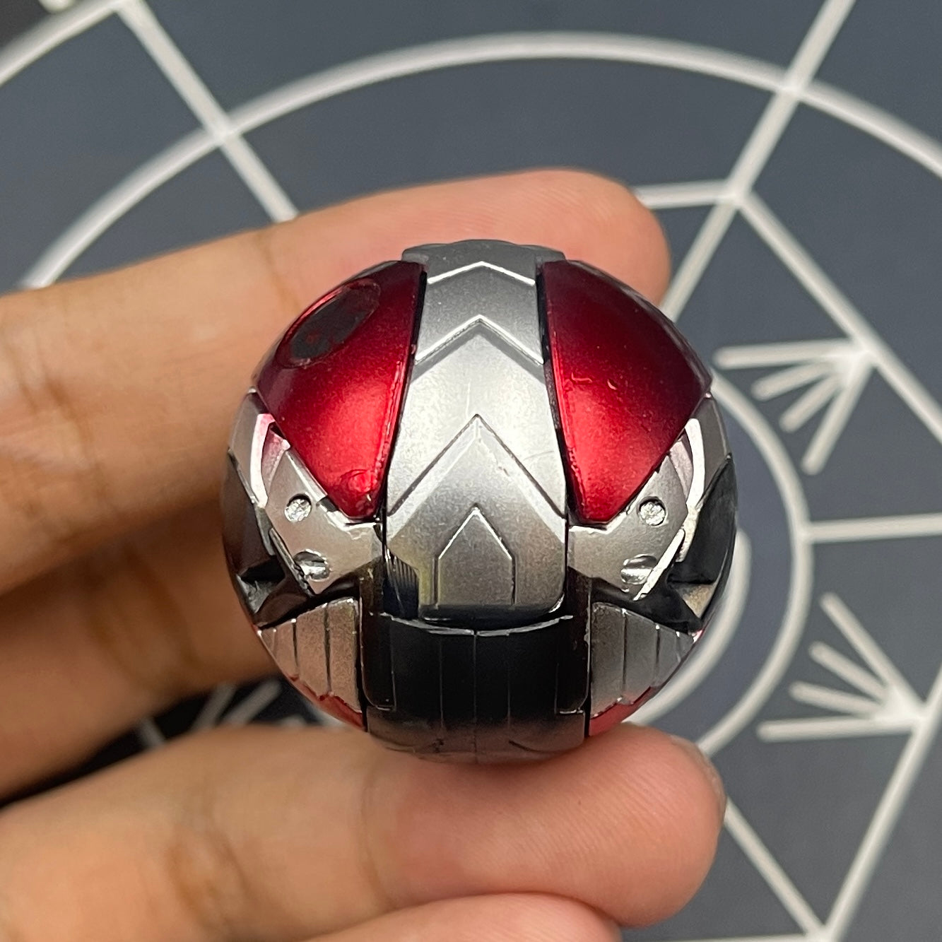 Helios MK2 B2 Pyrus Custom Painted | Bakugan New Vestroia