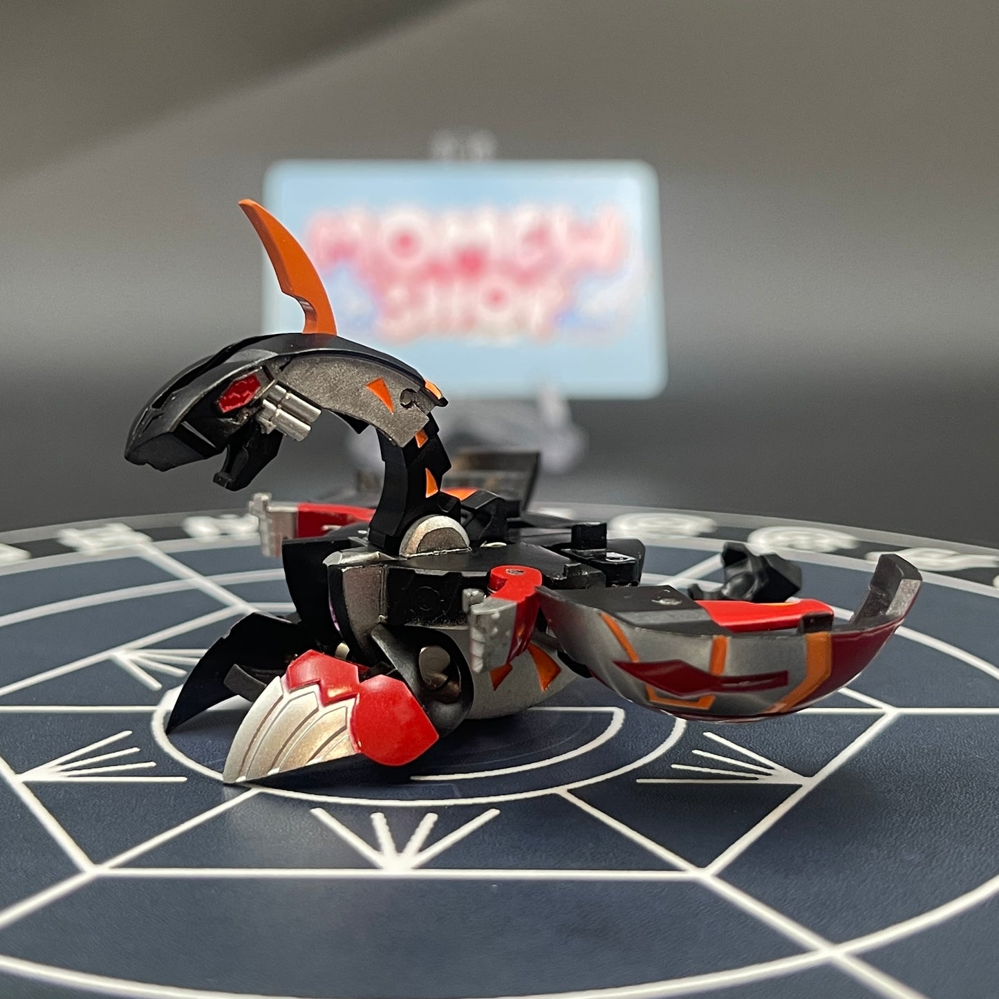 Pyrus Helios MK2.5 B2 Ver.Anime Bakugan New Vestroia
