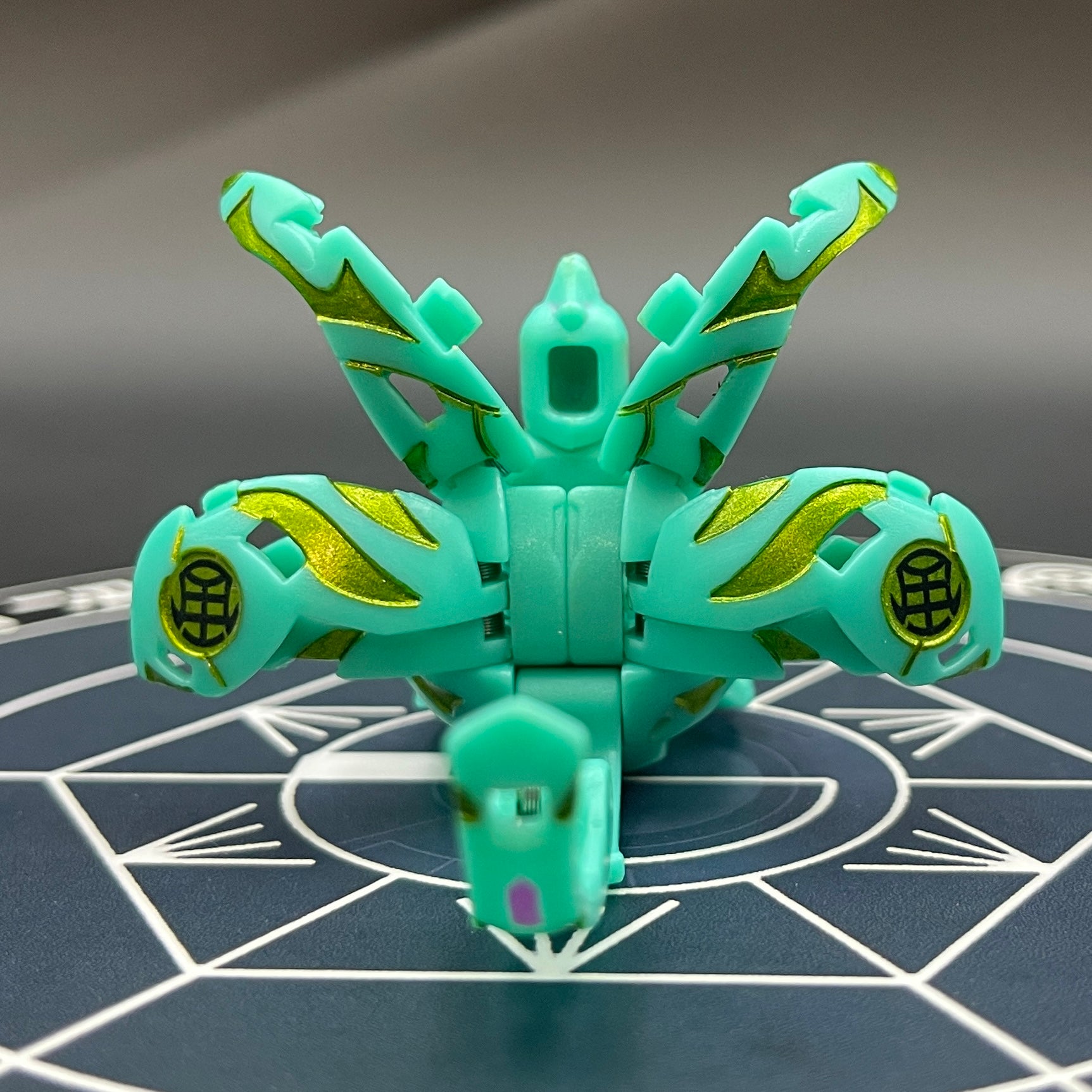 Ingram B2 Ventus Custom Painted | Bakugan New Vestroia