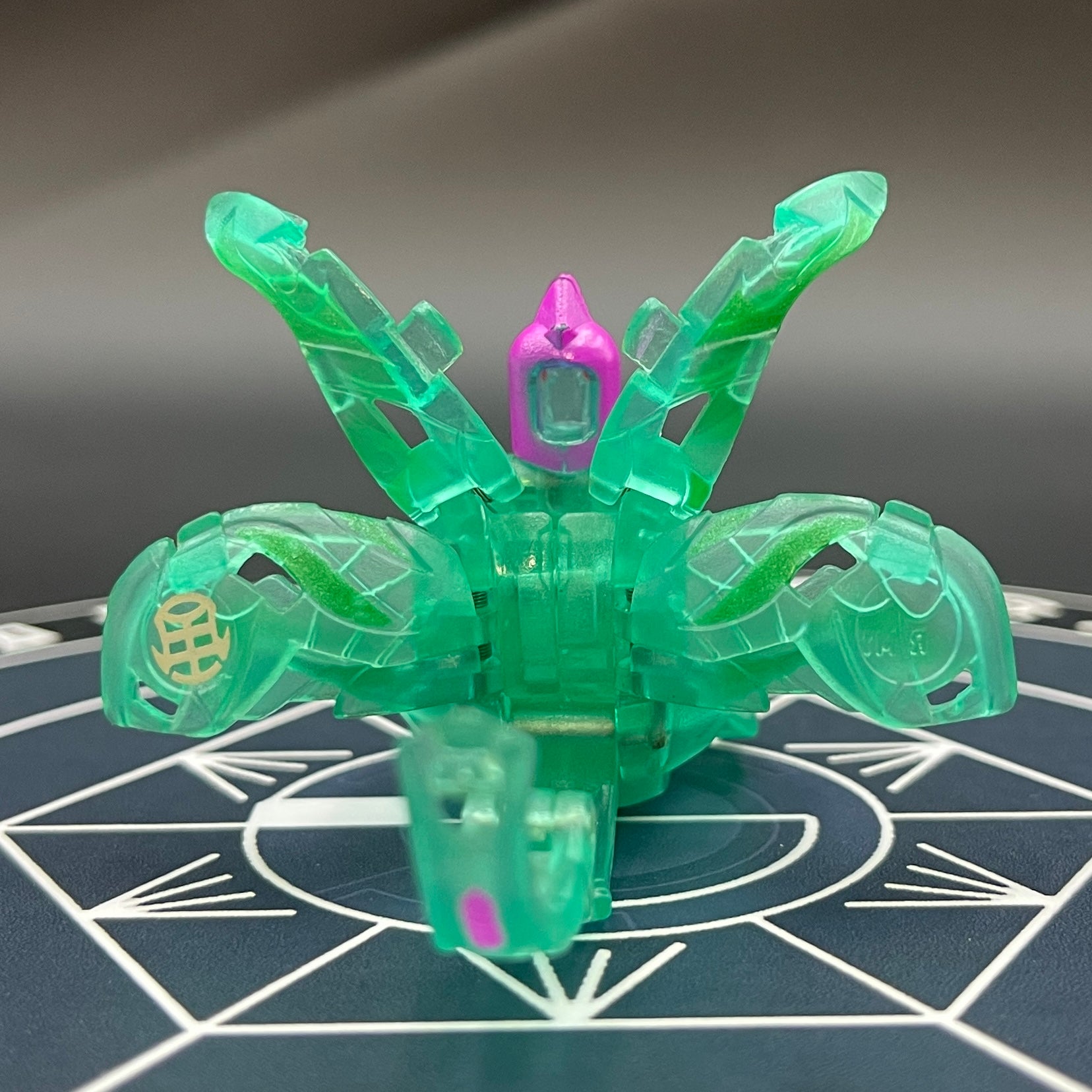 Ventus Ingram B2 Translucent Bakugan New Vestroia