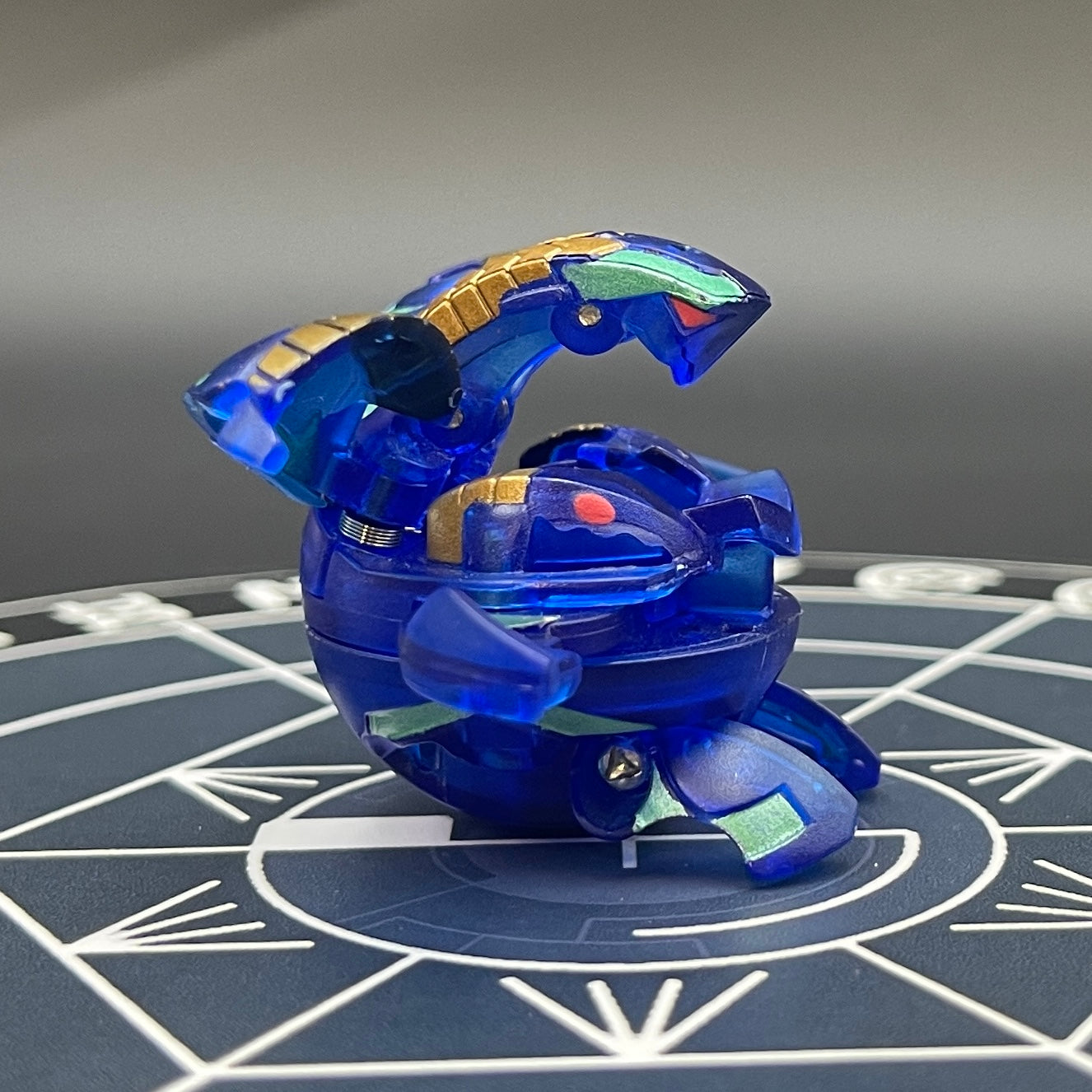 Aquos Percival B2 Translucent Bakugan New Vestroia