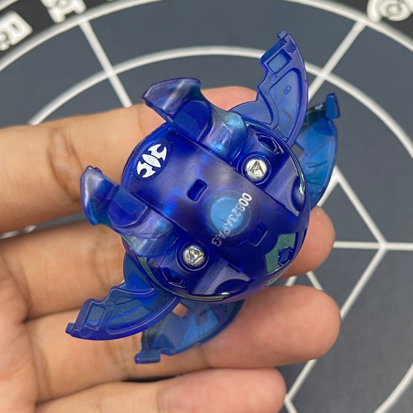 Aquos Percival B2 Translucent Bakugan New Vestroia