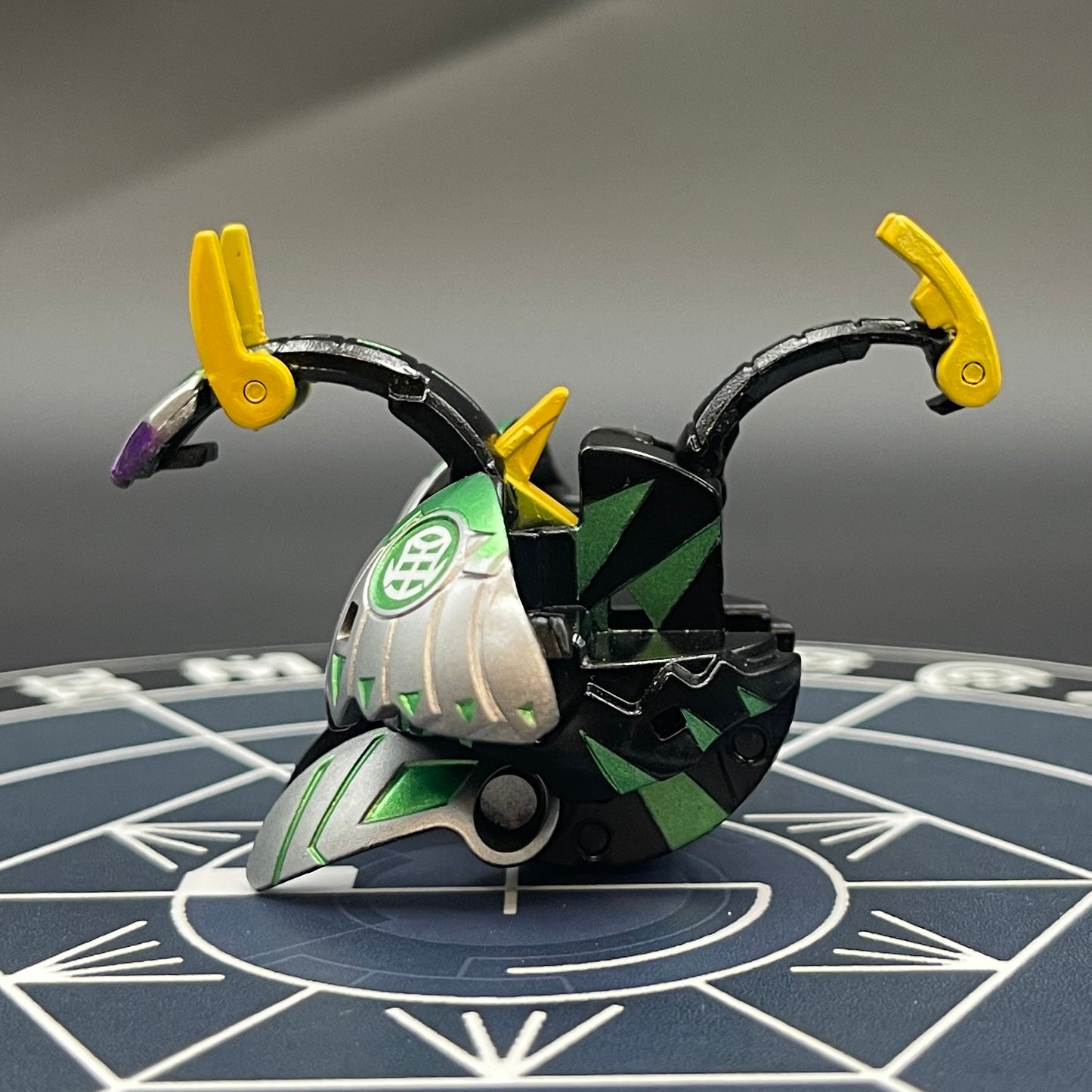 Altair B2 Ventus Custom Painted | Bakugan New Vestroia
