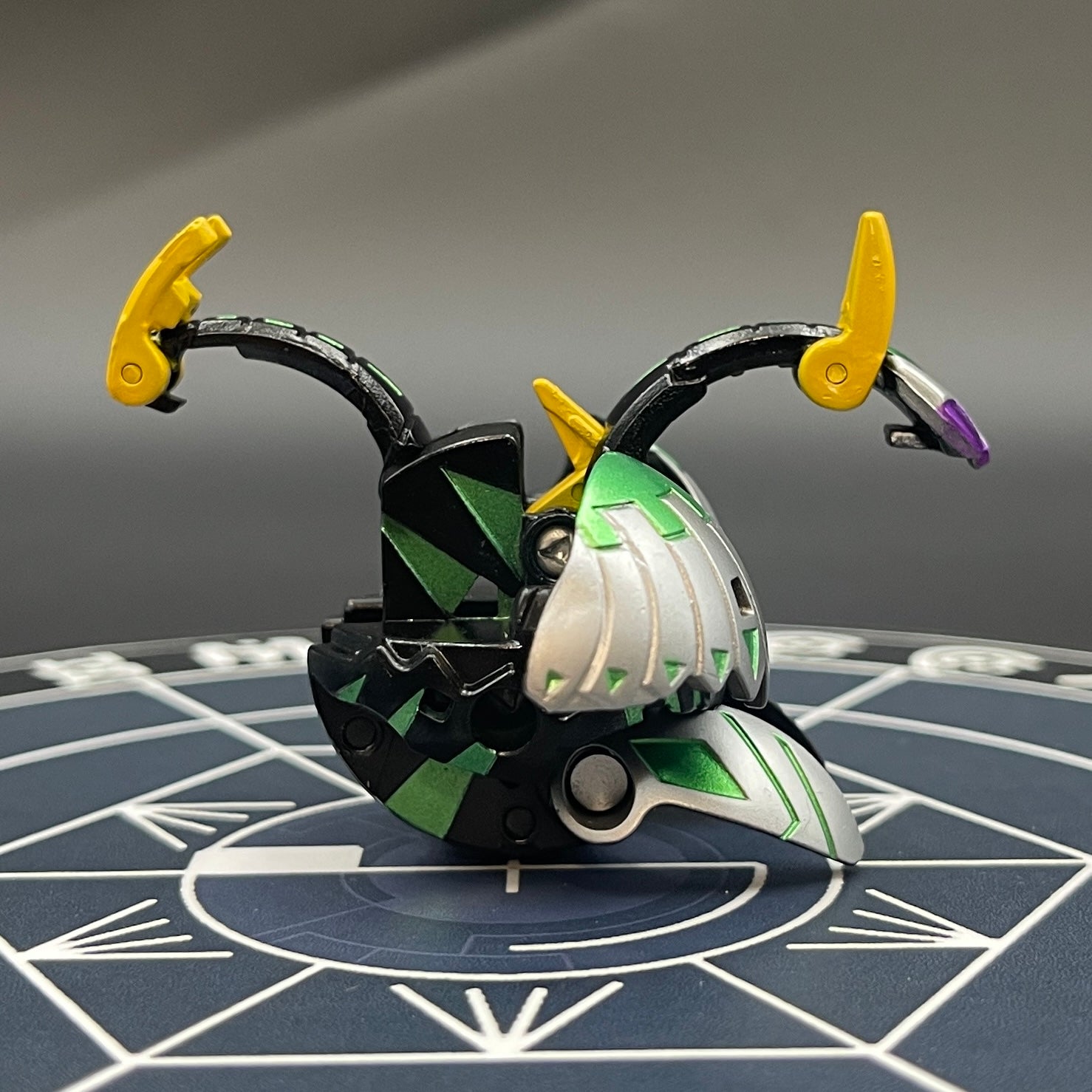 Altair B2 Ventus Custom Painted | Bakugan New Vestroia