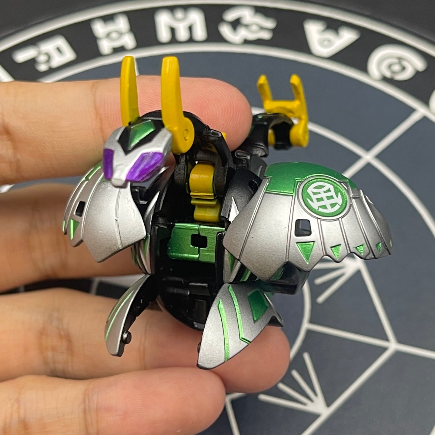 Altair B2 Ventus Custom Painted | Bakugan New Vestroia