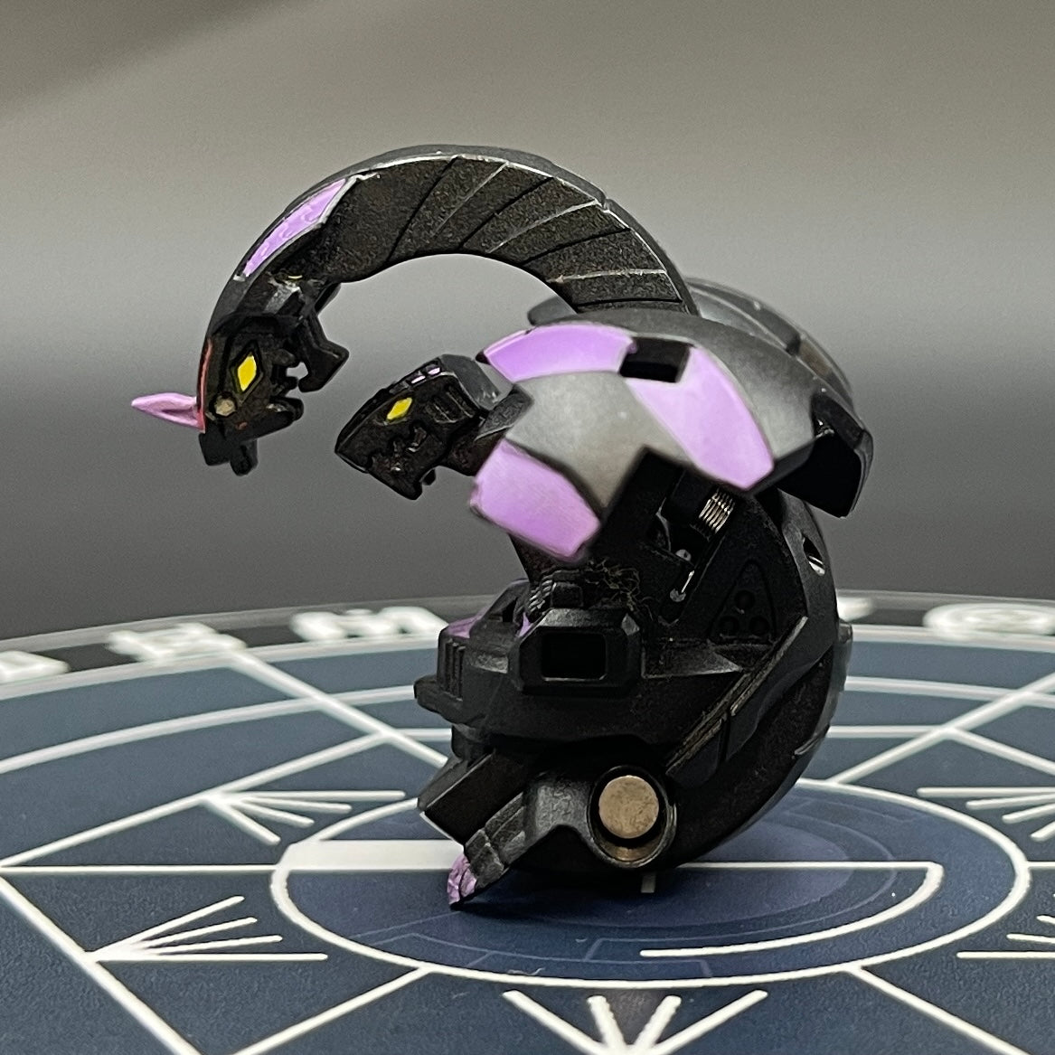 Darkus Hades B2 Bakugan New Vestroia