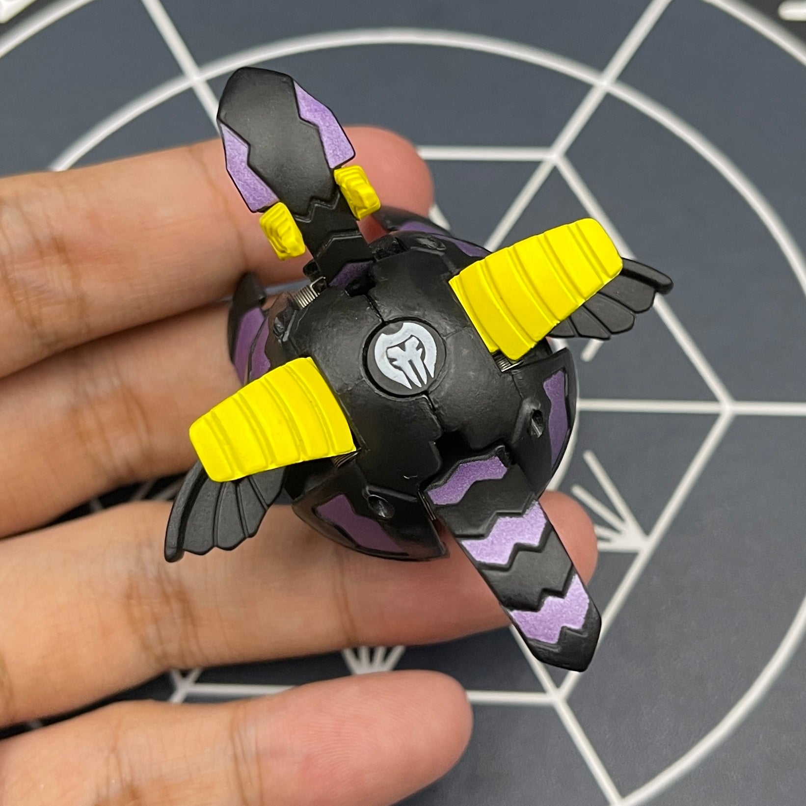 Darkus Midnight Percival B2 Bakugan New Vestroia