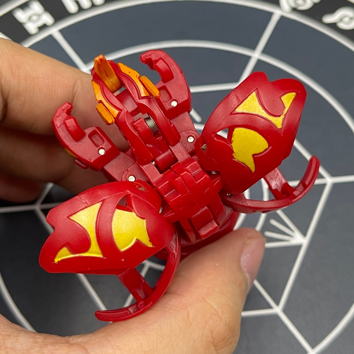 Pyrus Blitz Dragonoid B2 Bakugan Gundalian Invaders