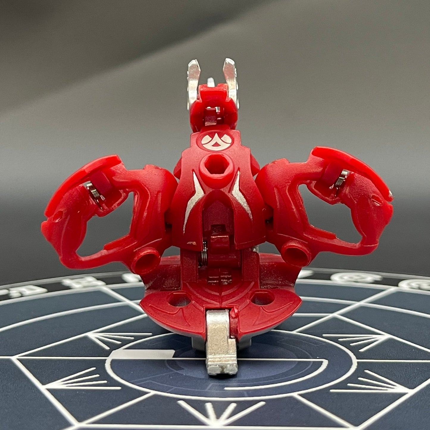 Pyrus Titanium Dragonoid Diecast Metal Bakugan Mechtanium Surge