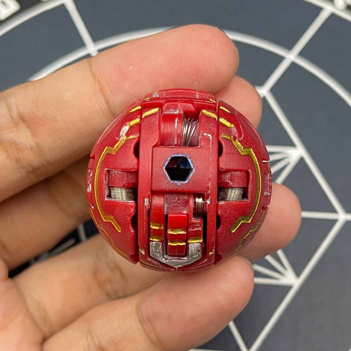 Pyrus Boulderon Bakugan Mechtanium Surge (There is a flaw)