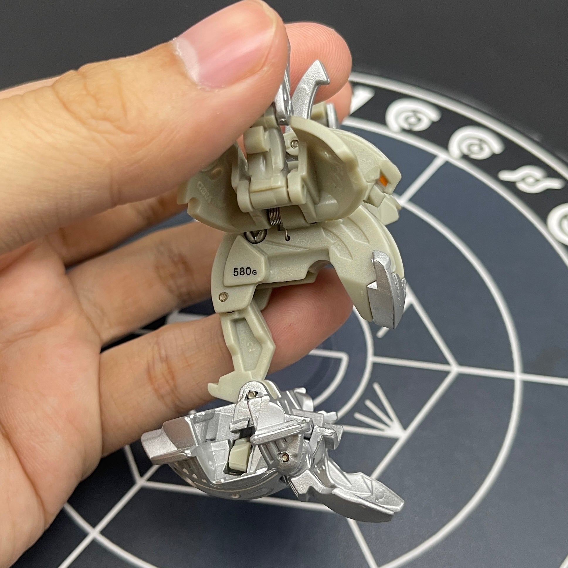Haos Wolfurio B2 Bakugan Mechtanium Surge