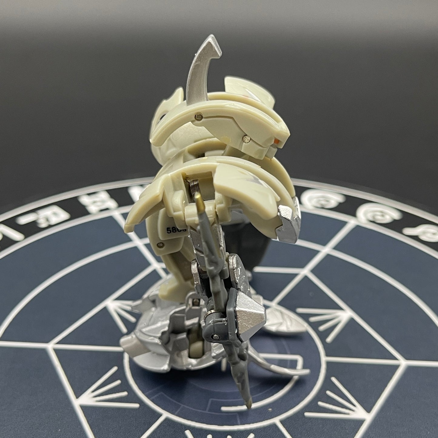 Haos Wolfurio & Gold Lanzato Bakugan Mechtanium Surge