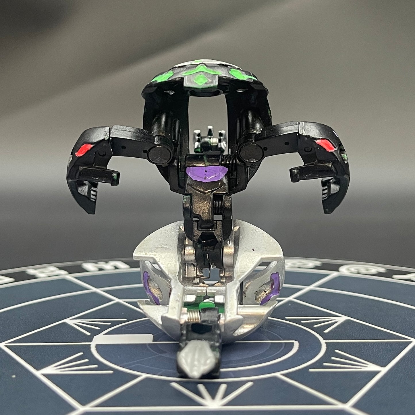 Darkus Infinity Helios B2 Custom Painted Bakugan Mechtanium Surge