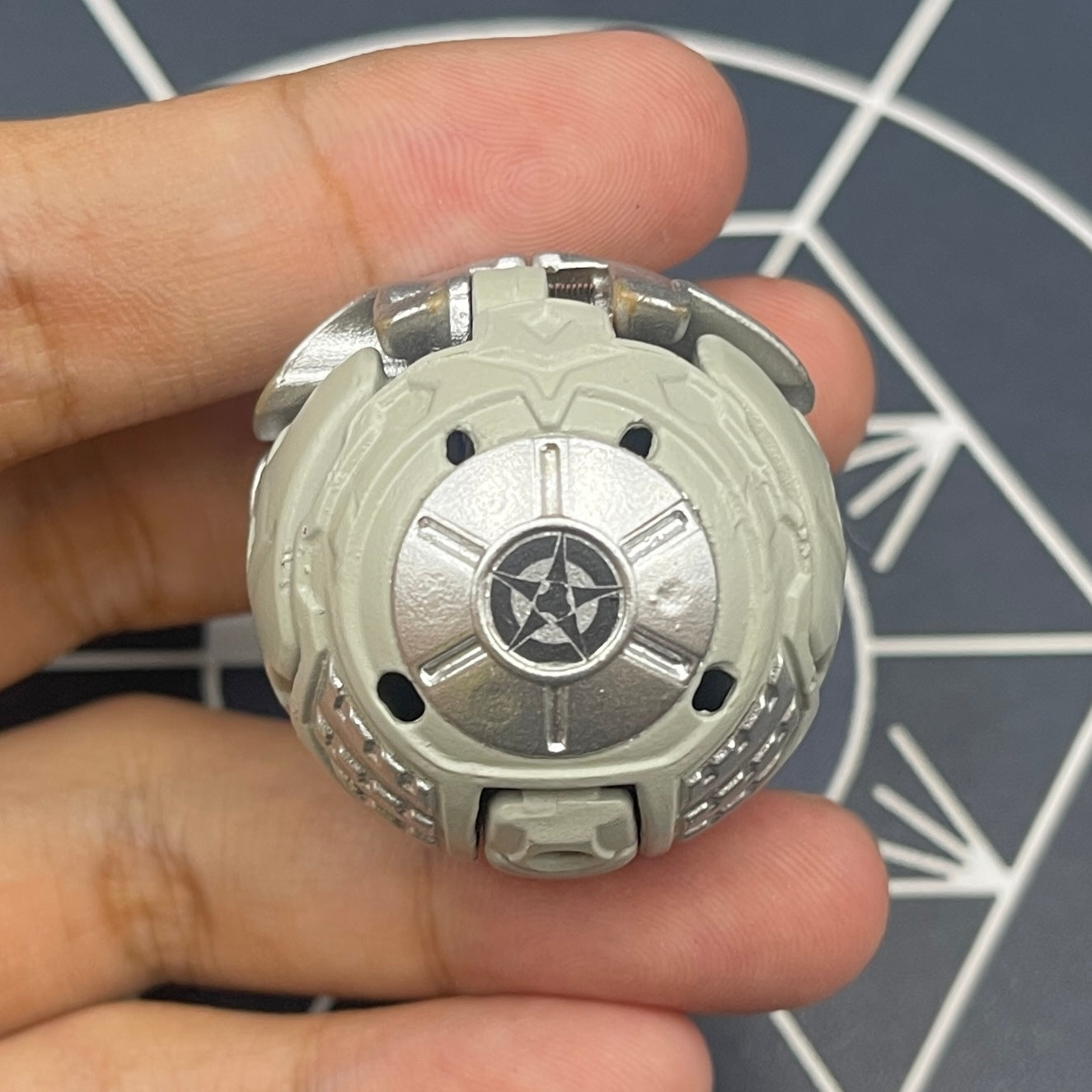 Haos Infinity Helios B2 Bakugan Mechtanium Surge