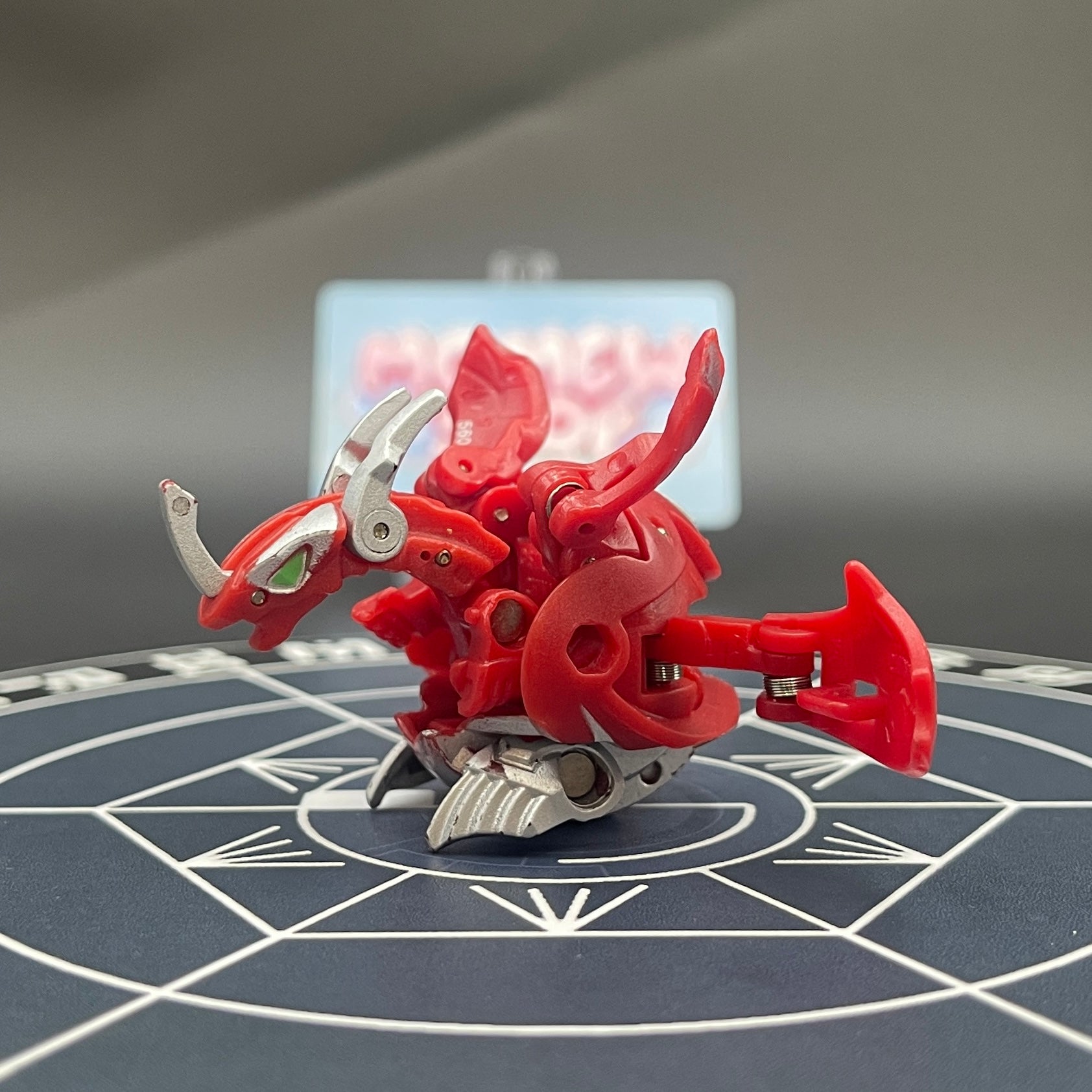 Pyrus Mercury Dragonoid B2 Bakugan Mechtanium Surge