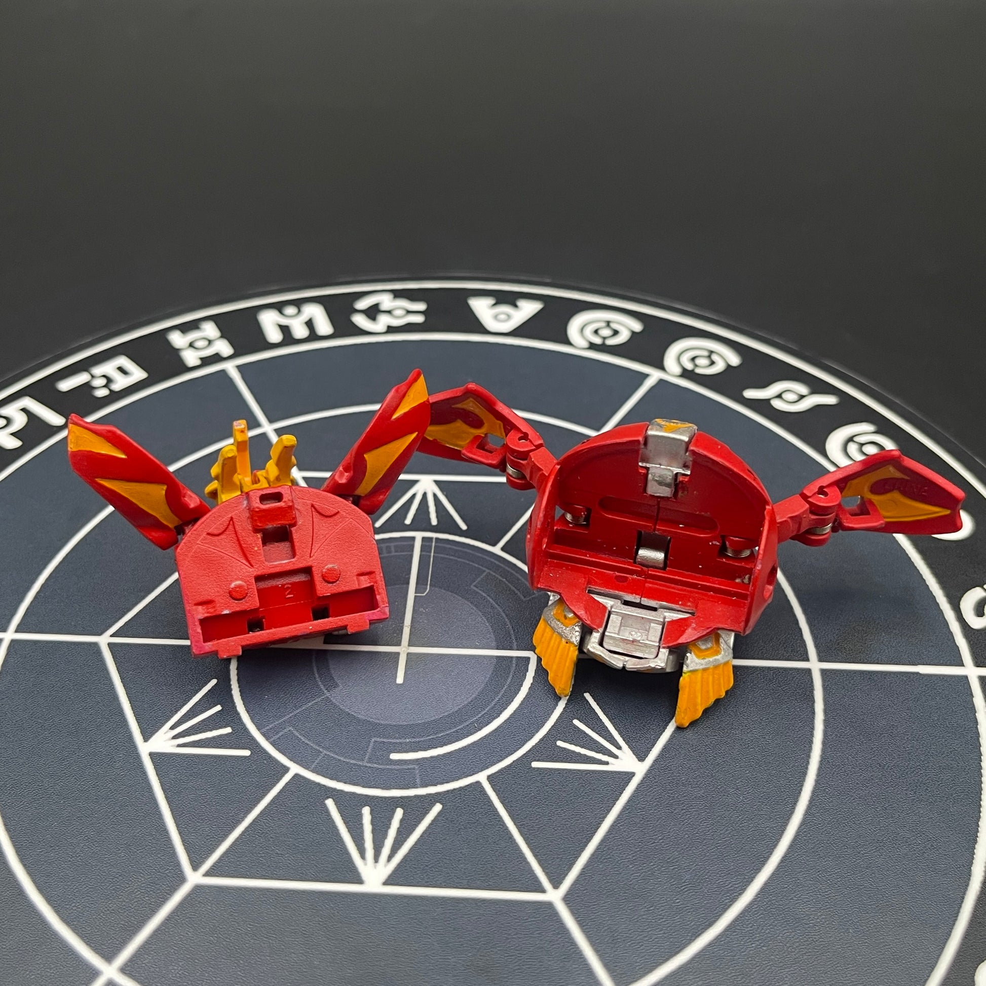 Mercury Dragonoid B2 Pyrus Custom Painted | Bakugan Mechtanium Surge