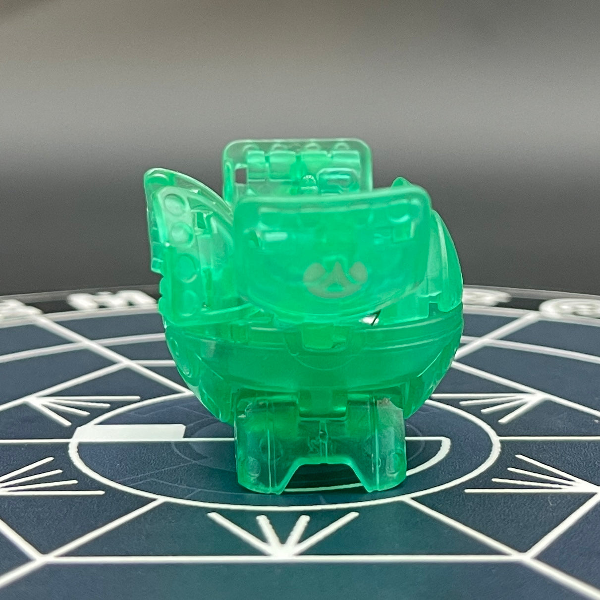 Fourtress B2 Ventus Translucent | Bakugan Battle Brawlers (Rare!!)