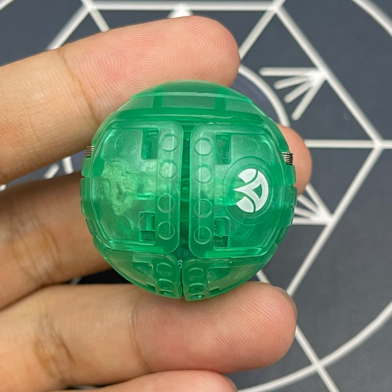 Fourtress B2 Ventus Translucent | Bakugan Battle Brawlers (Rare!!)