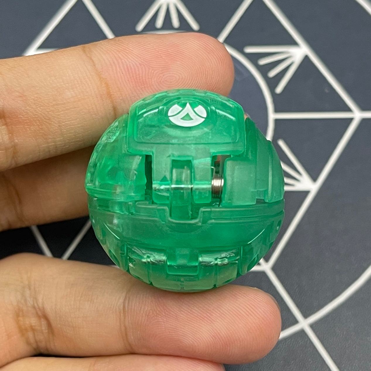Fourtress B2 Ventus Translucent | Bakugan Battle Brawlers (Rare!!)
