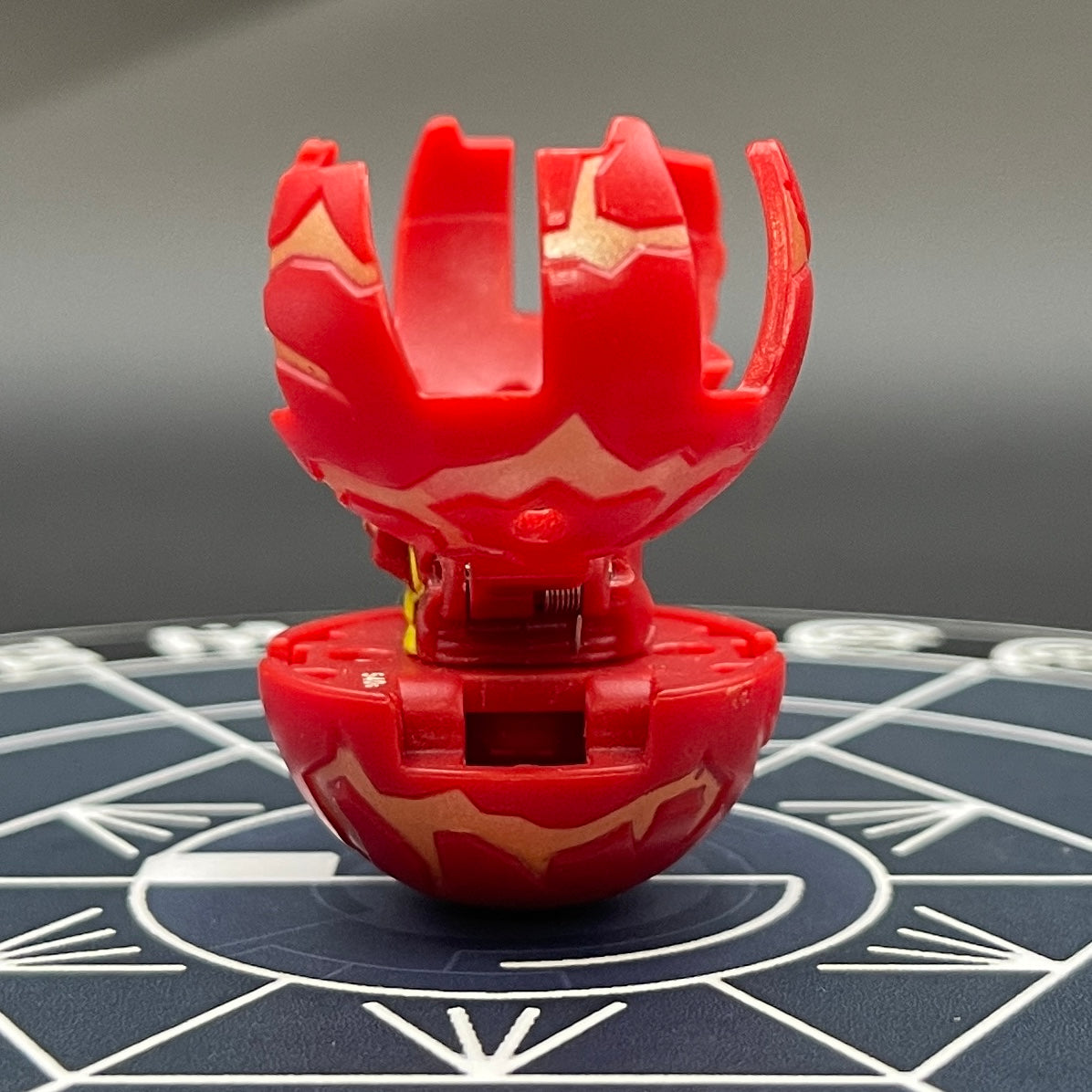 Fear Ripper B2 Pyrus | Bakugan Battle Brawlers