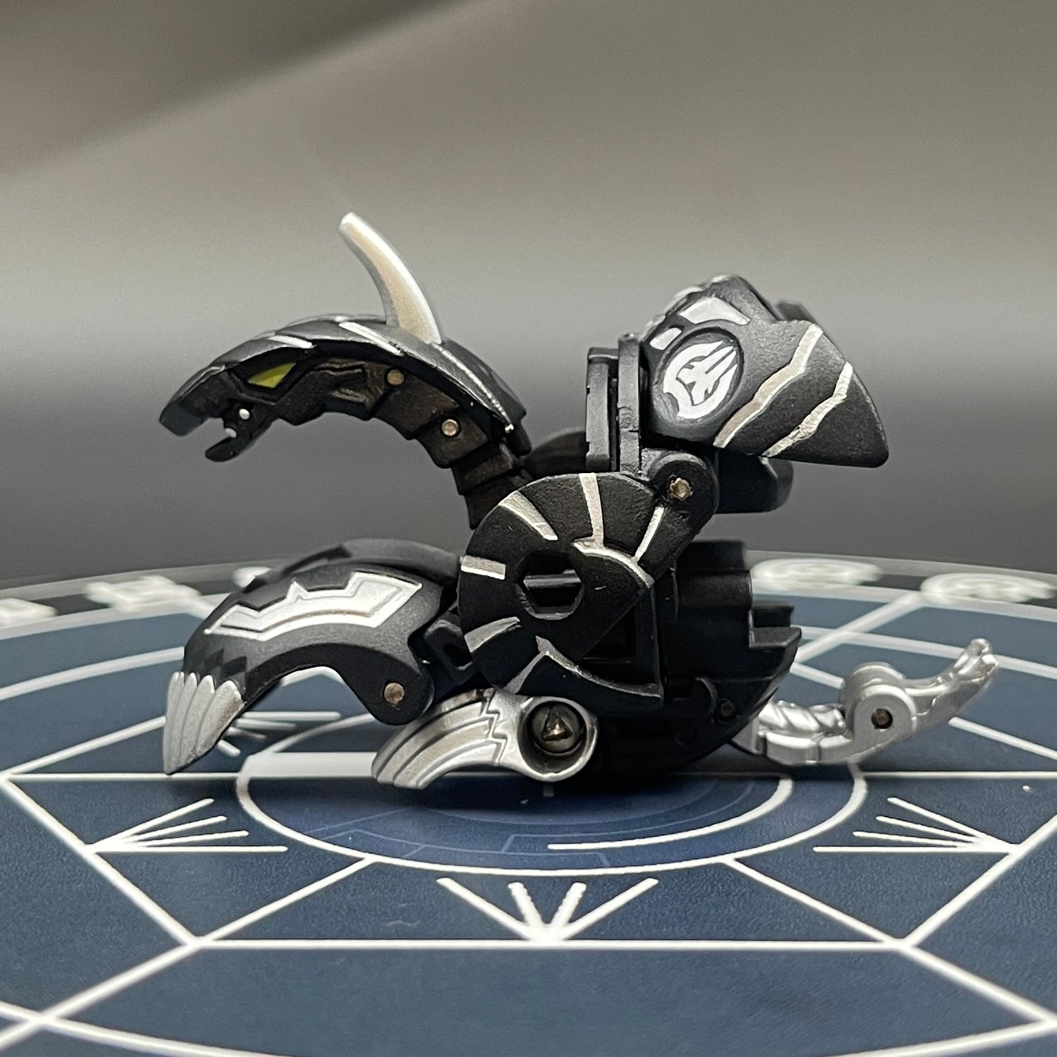 Mutant Helios B2 Darkus Custom Painted | Bakugan Mechtanium Surge (Very Beautiful)