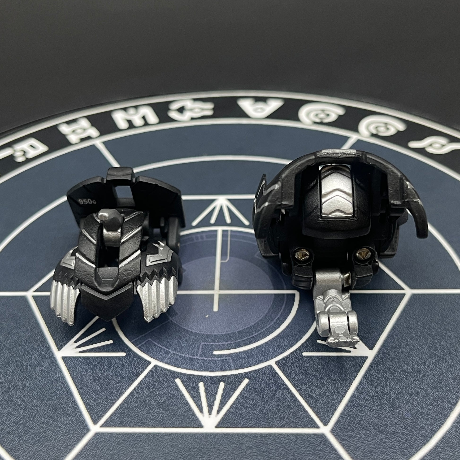 Mutant Helios B2 Darkus Custom Painted | Bakugan Mechtanium Surge (Very Beautiful)