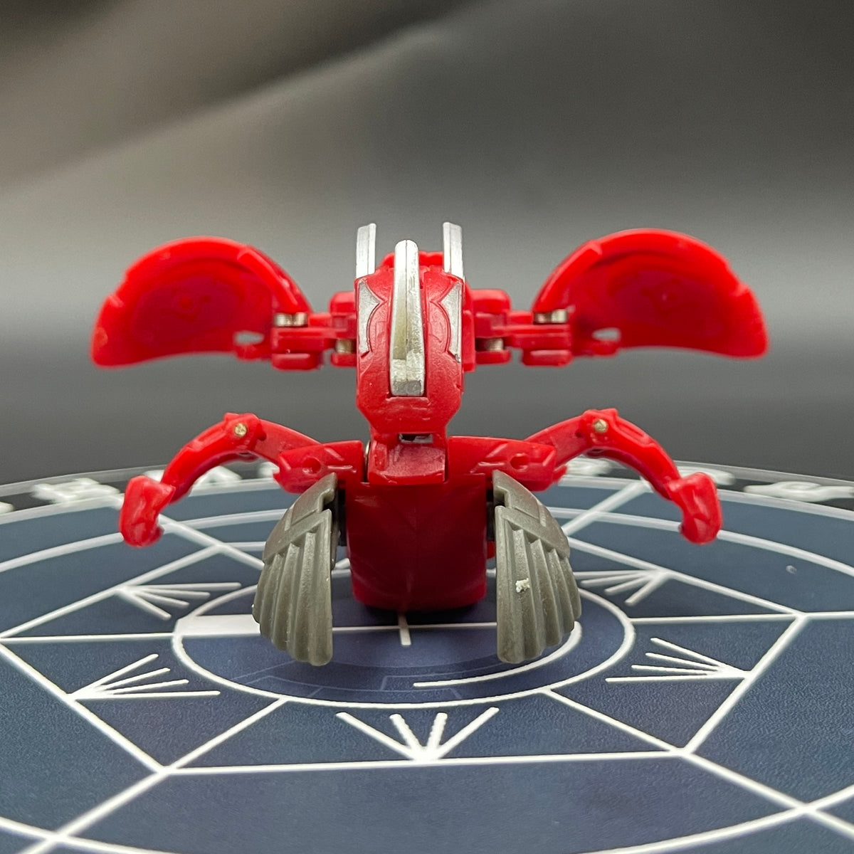 Pyrus Fusion Dragonoid B2 Bakugan Mechtanium Surge