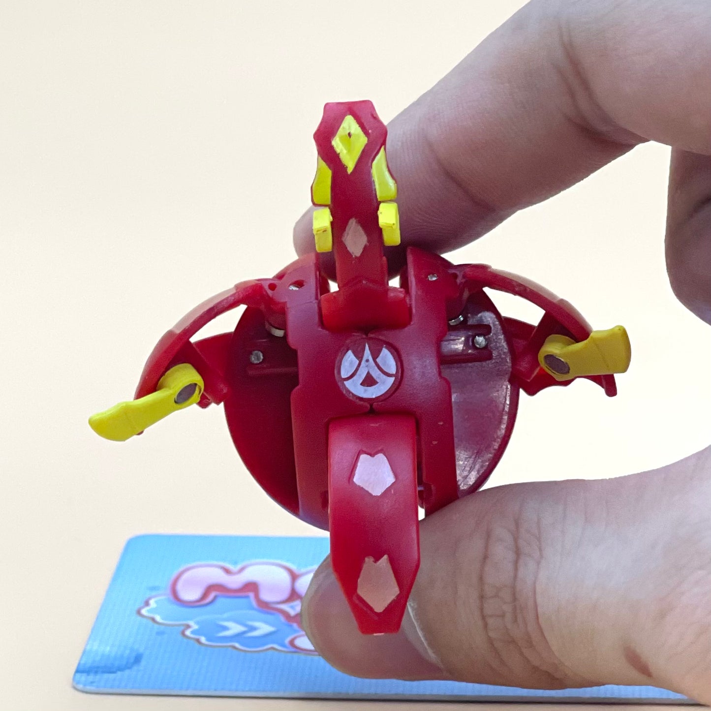 Bakugan Pyro Dragonoid B2 Pyrus - Bakugan Battle Brawlers