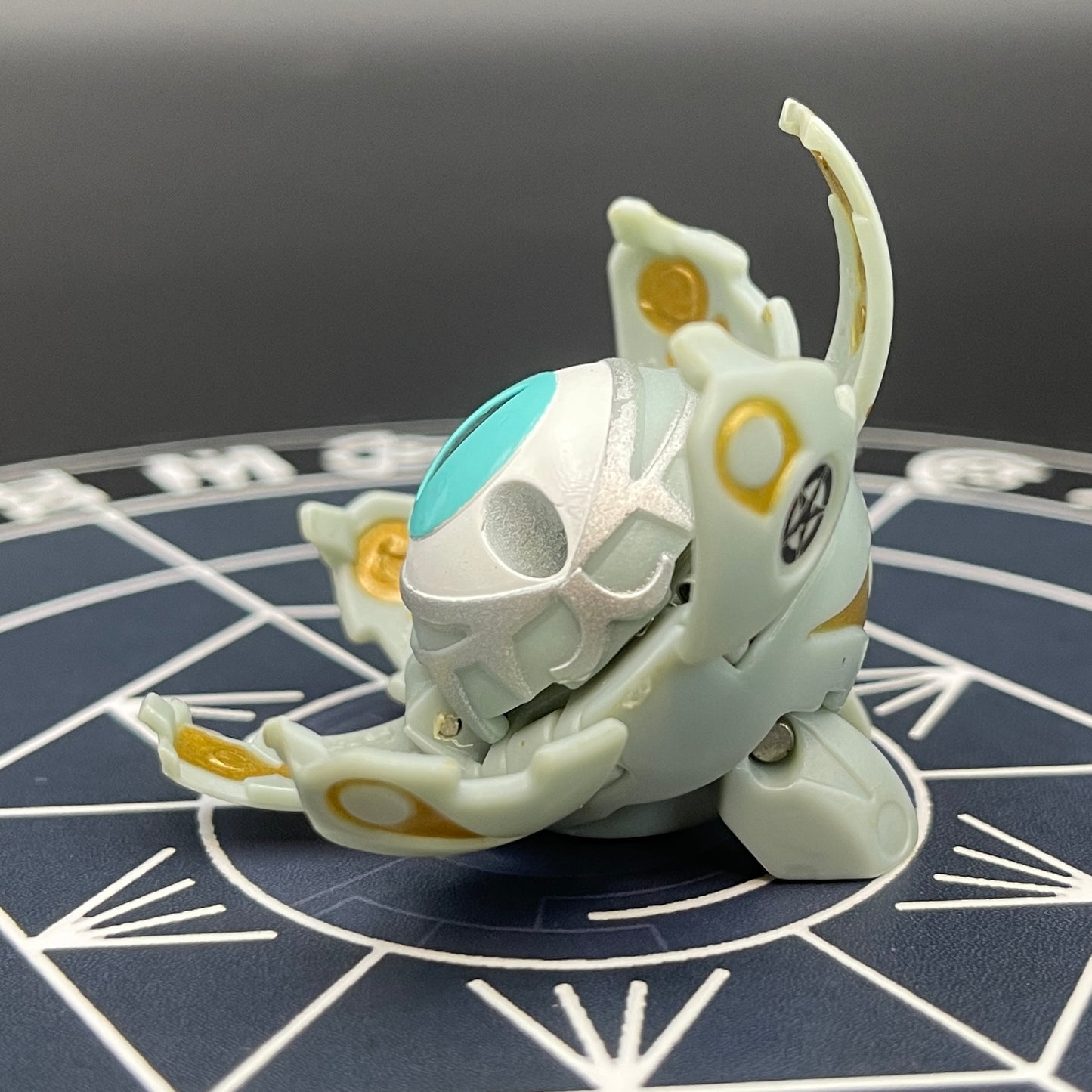 Haos Tentaclear B2 Bakugan Battle Brawlers
