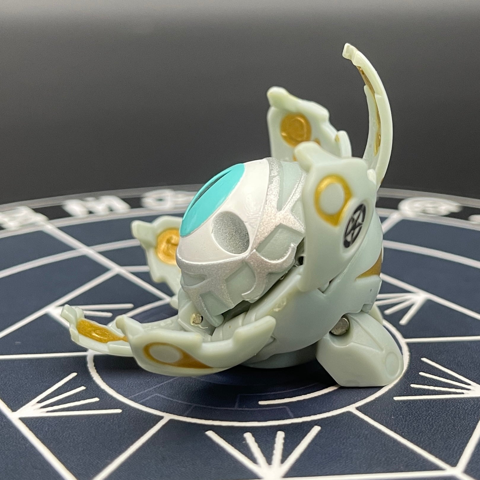 Haos Tentaclear B2 Bakugan Battle Brawlers