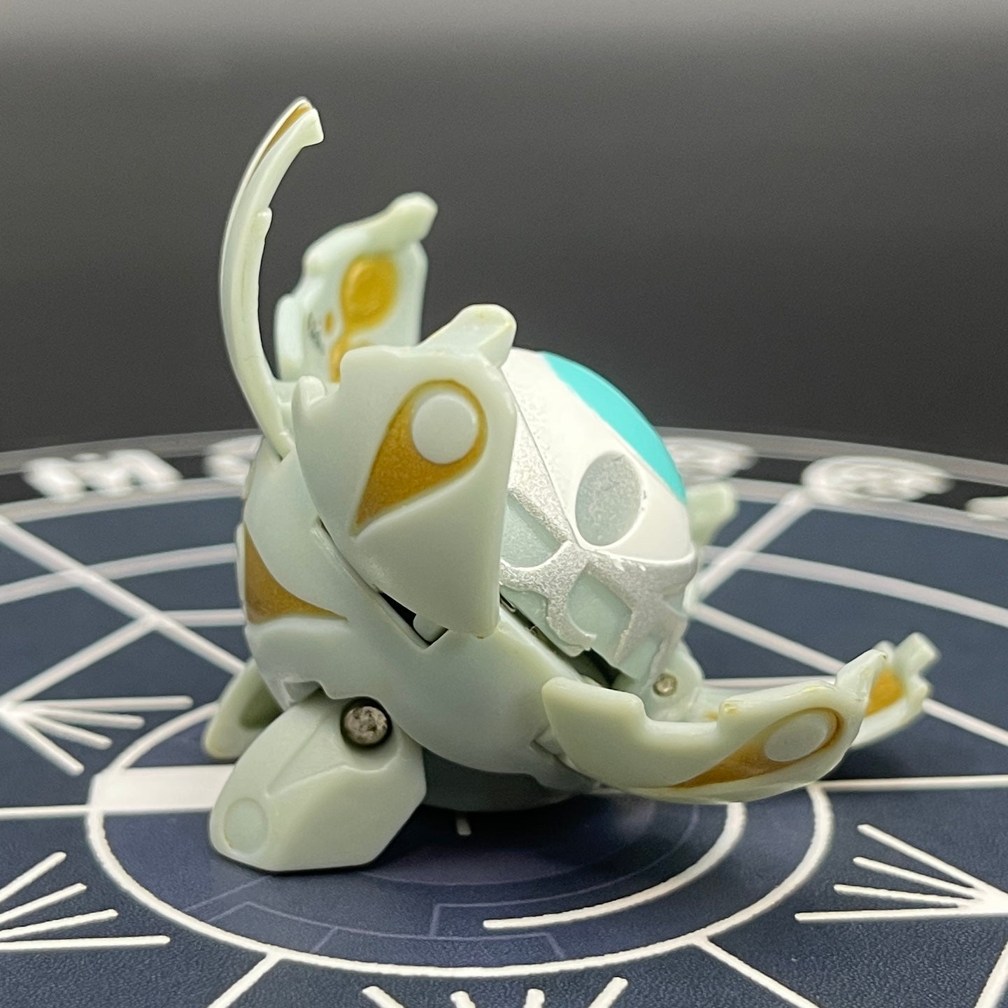 Haos Tentaclear B2 Bakugan Battle Brawlers