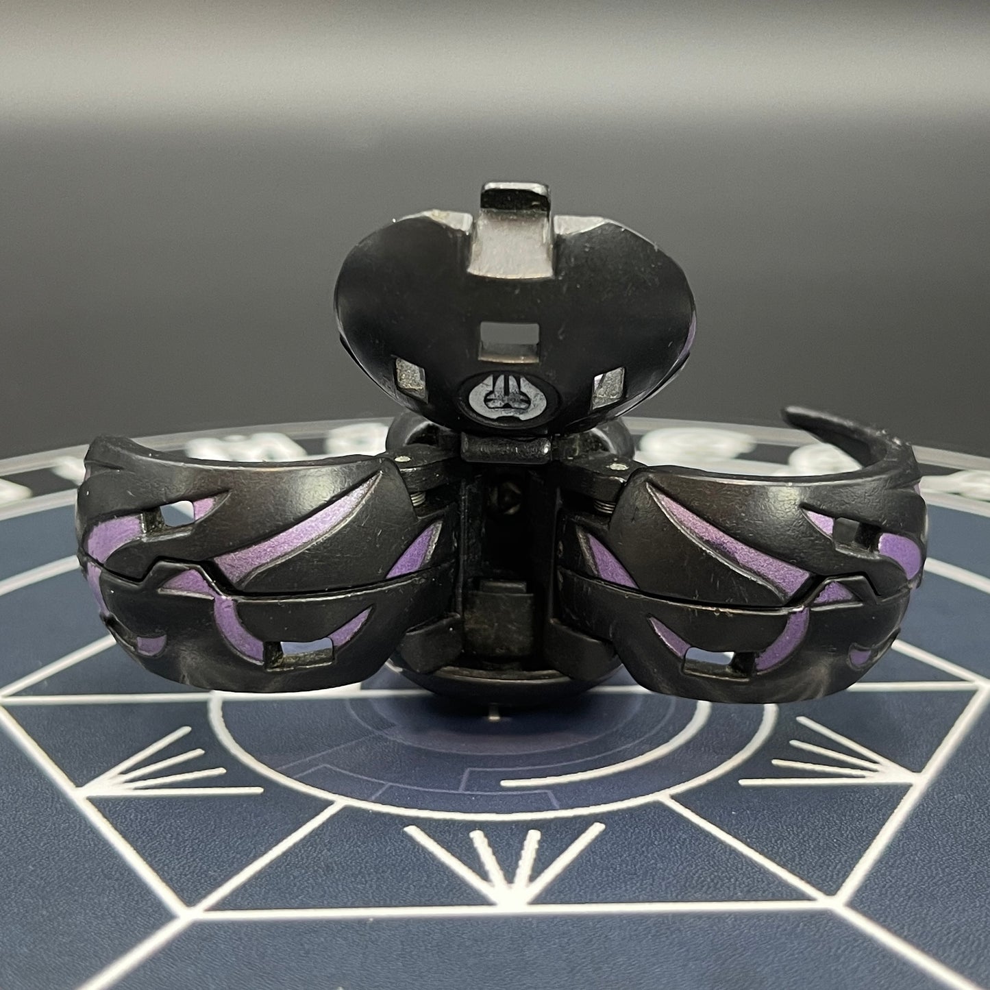 Darkus Reaper B2 Bakugan Battle Brawlers