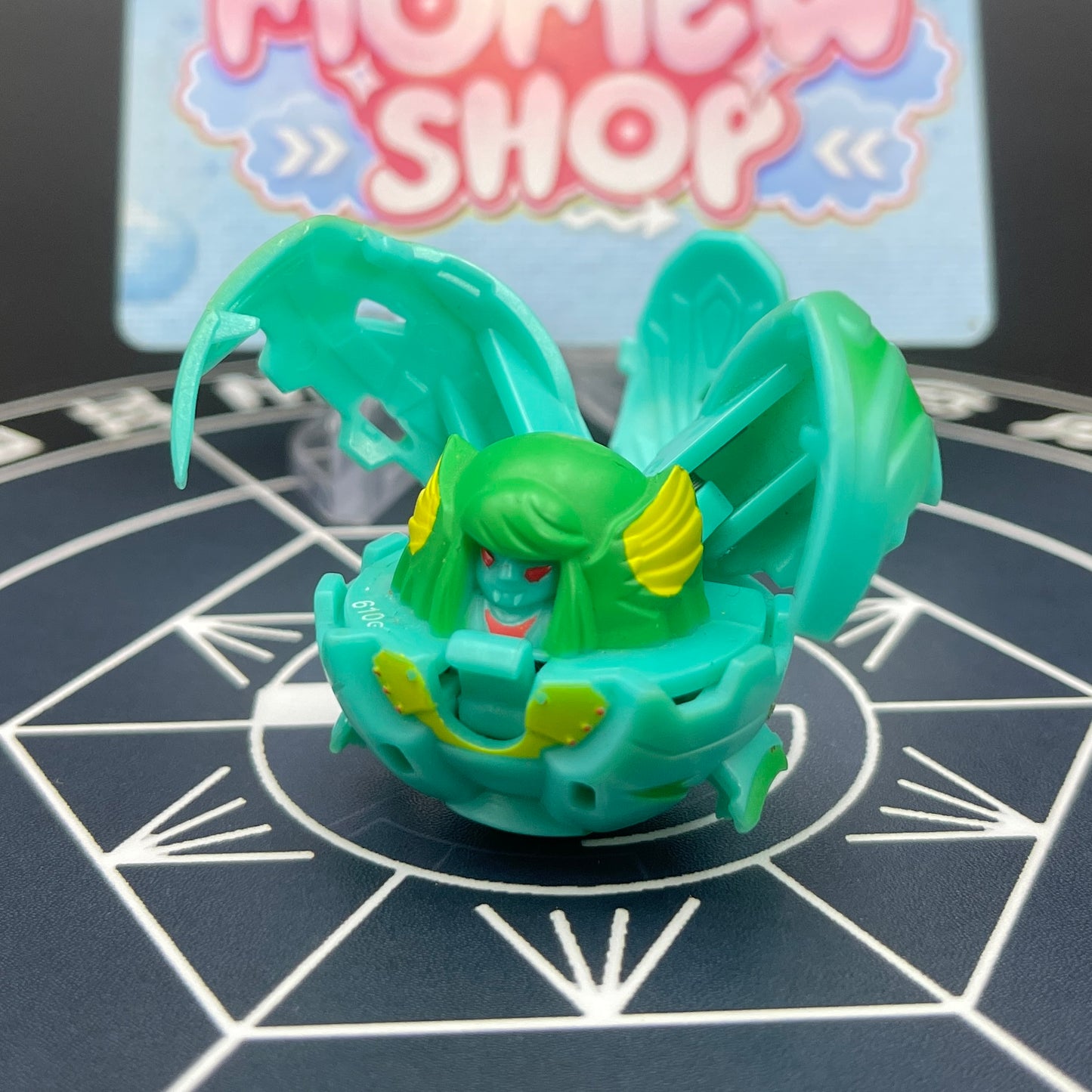 Ventus Harpus B2 Bakugan Battle Brawlers

