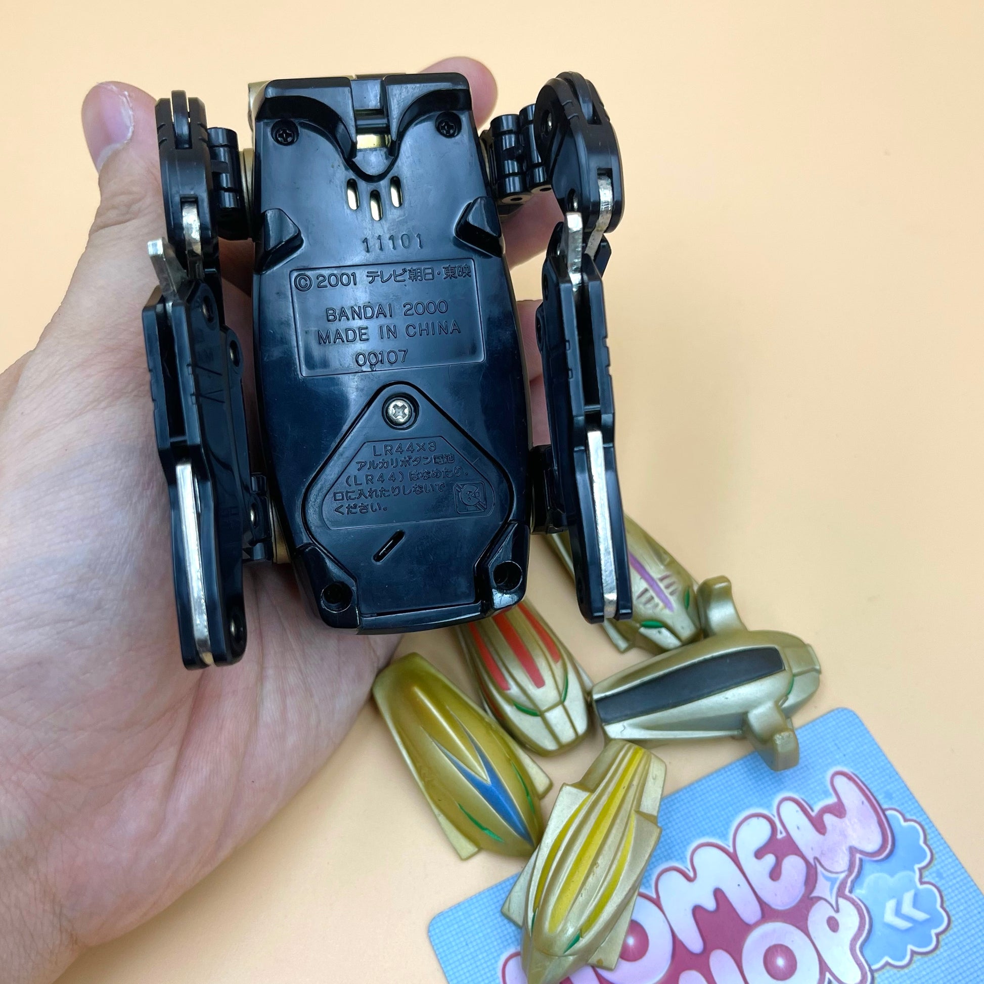 DX Growl Phone Morpher and G Phone, vintage roleplay collectible from Power Rangers Wild Force 2002 and Super Sentai Gaoranger 2001 for Wild Force Ranger fans.