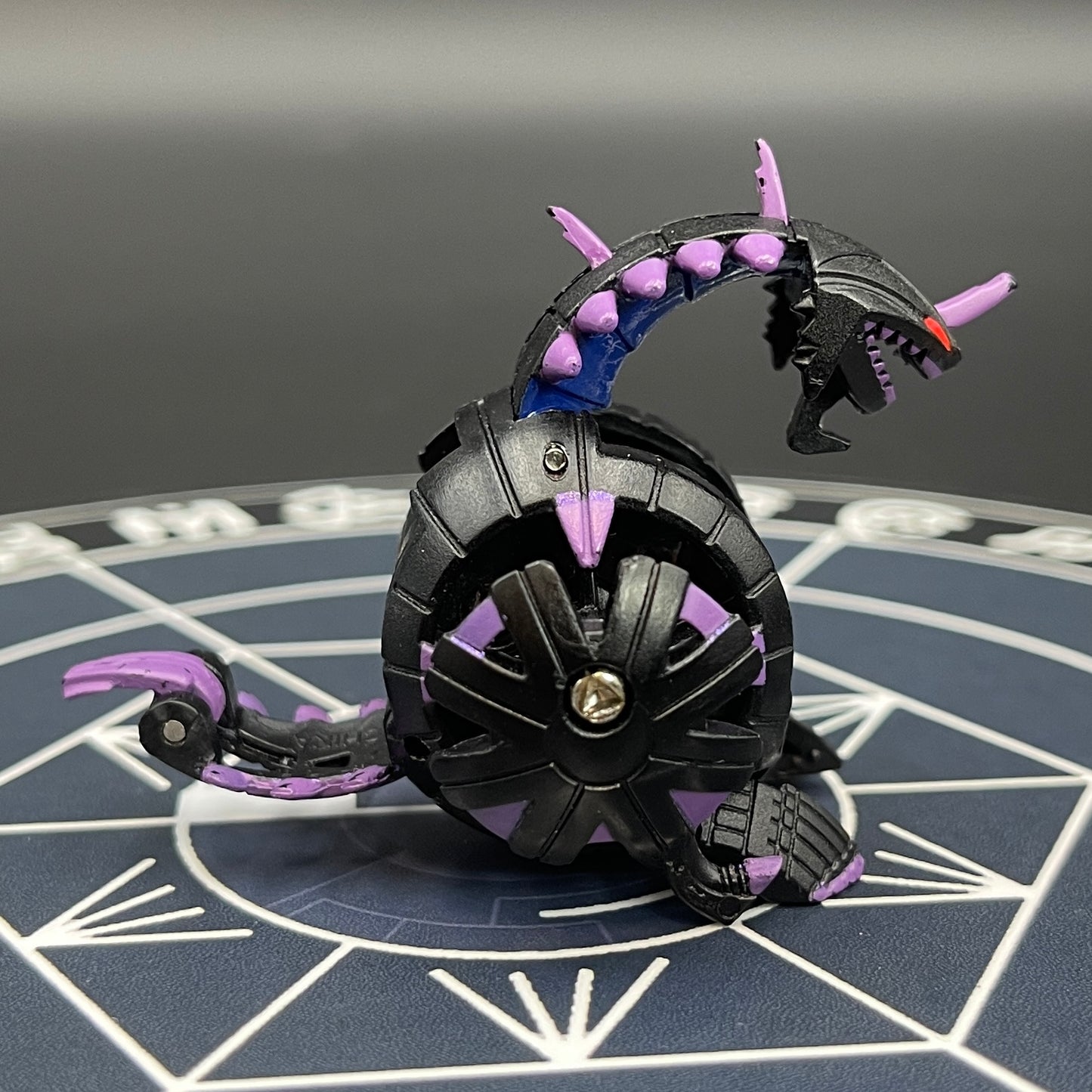 Hydranoid Single Headed B2 Darkus | Custom Made Accurate Plastic Injection | Bakugan Battle Brawlers
