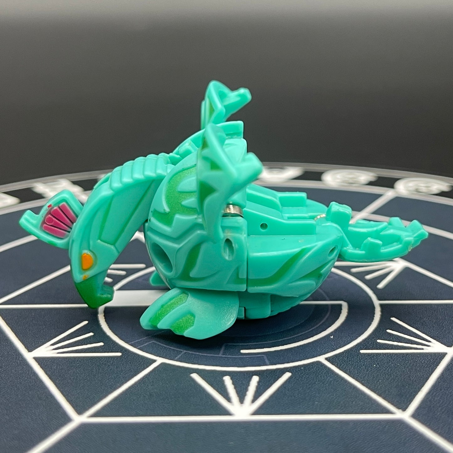 Ventus Skyress B2 Bakugan Battle Brawlers (Rare!)