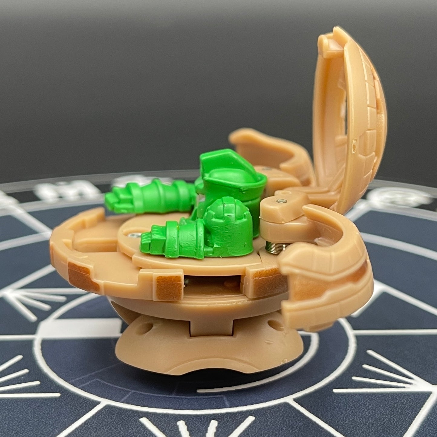 Subterra Hammer Gorem B2 Bakugan Battle Brawlers