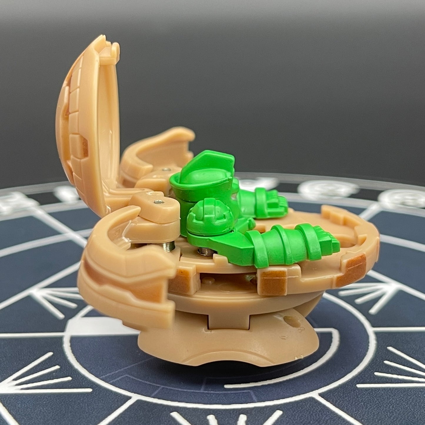 Subterra Hammer Gorem B2 Bakugan Battle Brawlers