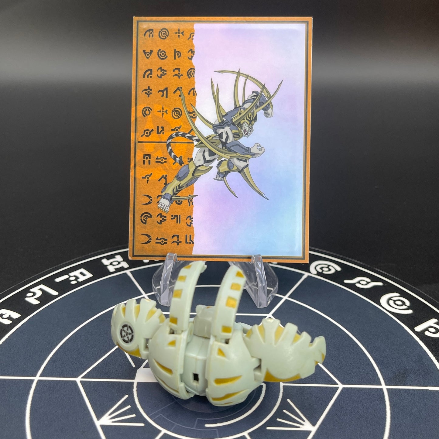 Haos Blade Tigrerra B2 Bakugan Battle Brawlers