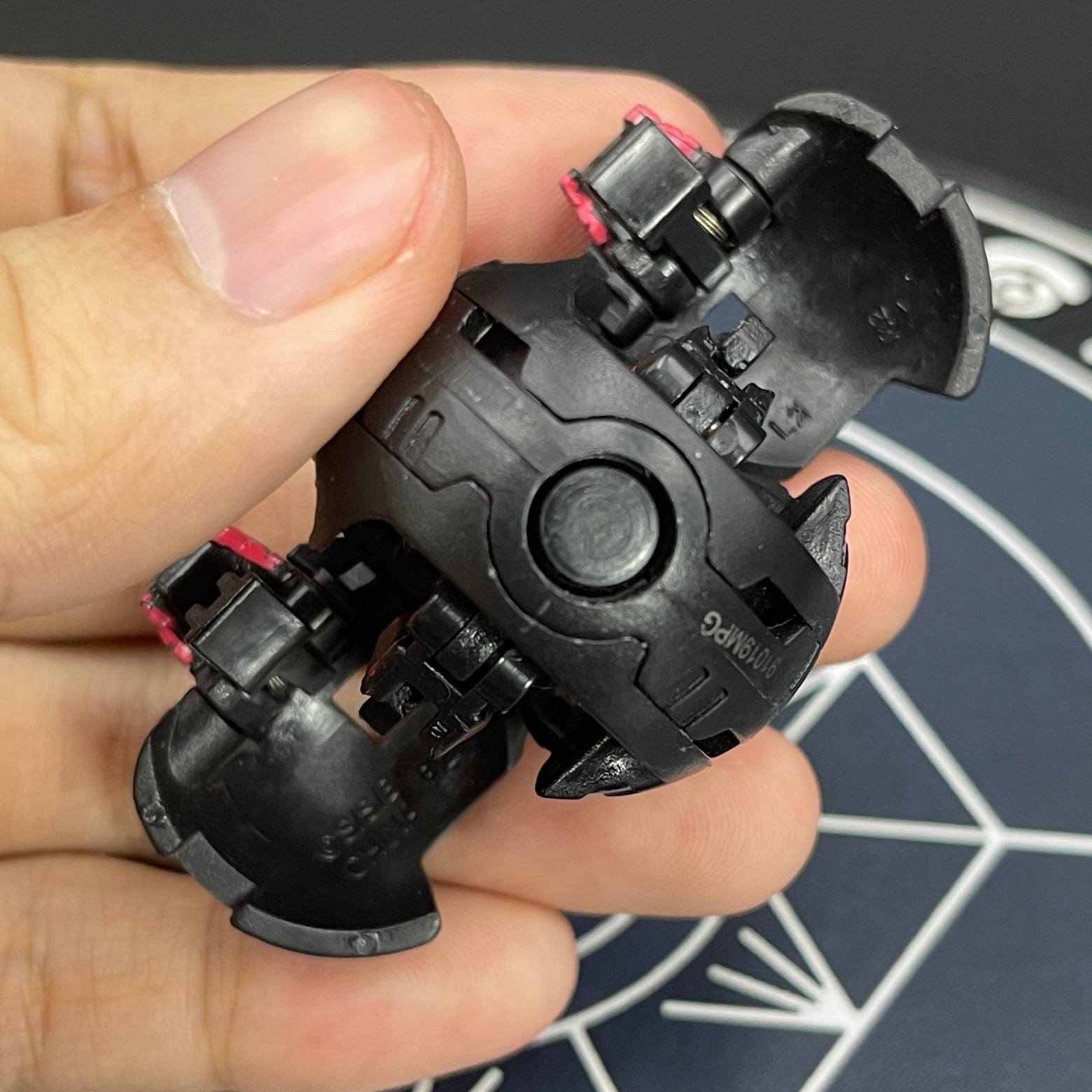 Darkus Dual Hydranoid B2 Bakugan Battle Brawlers