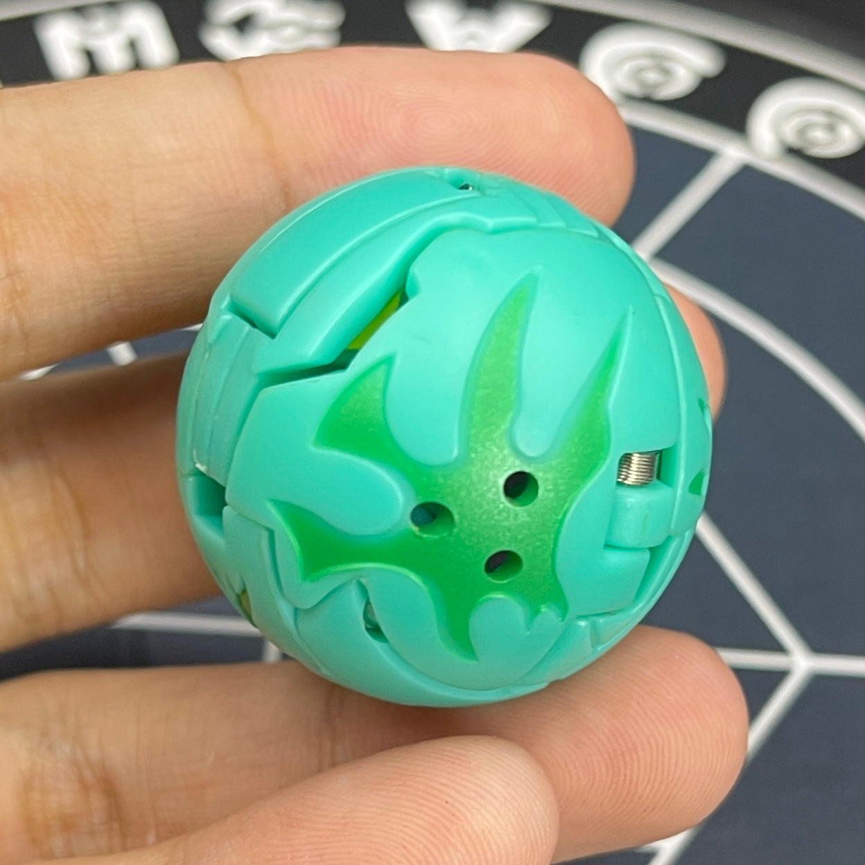 Ventus Storm Skyress B2 Bakugan Battle Brawlers