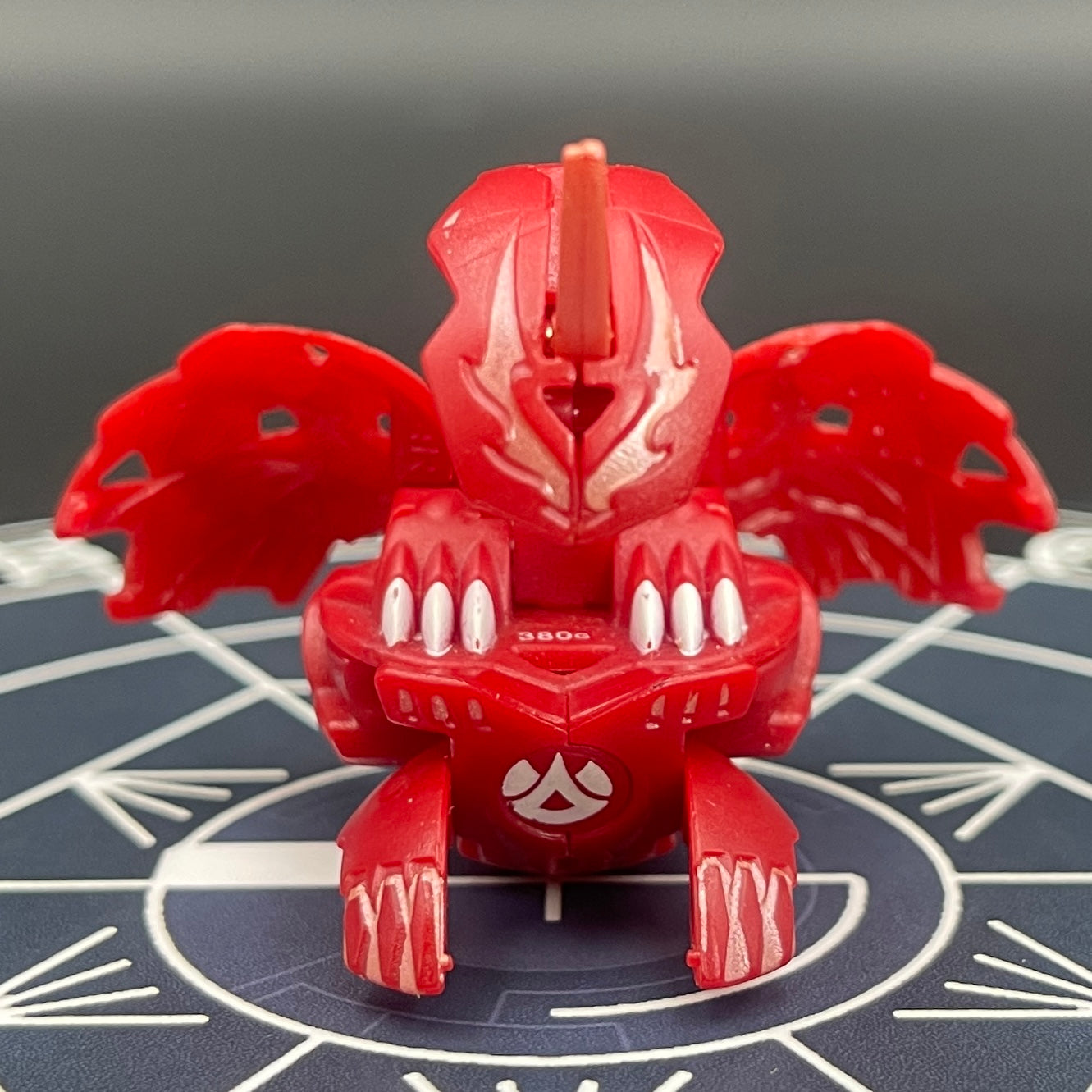 Pyrus Apollonir B2 Bakugan Battle Brawlers